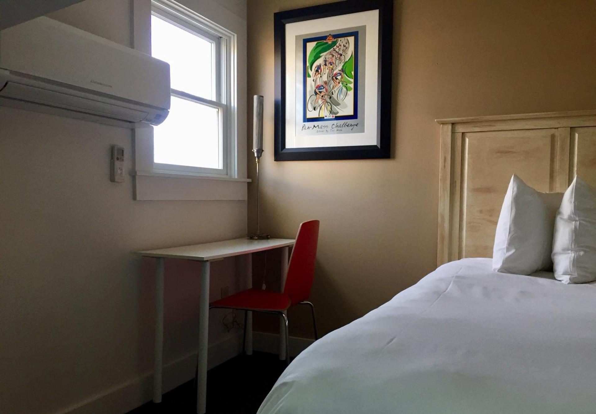 Pilgrim House photo 89