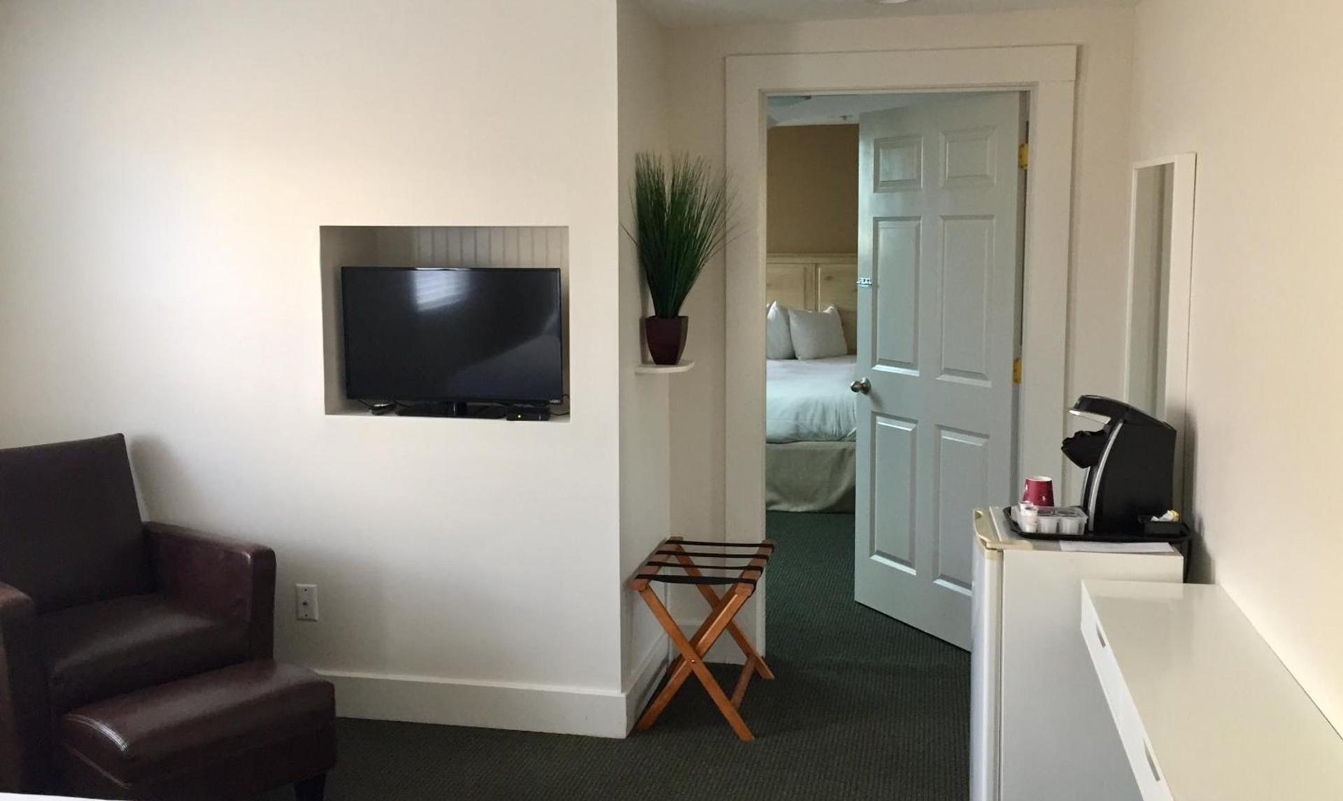 Pilgrim House photo 95