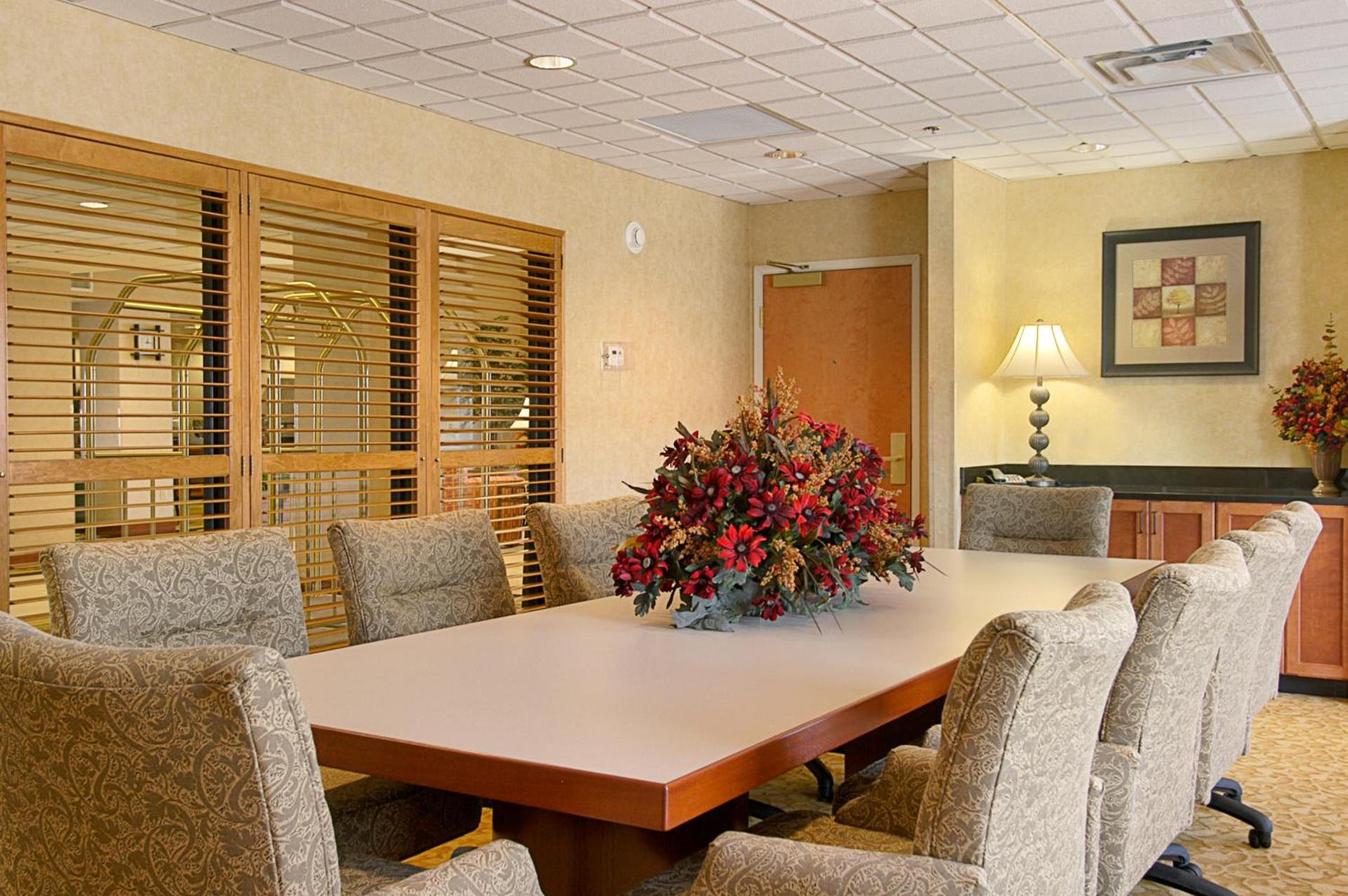 Wingate By Wyndham - Warner Robins photo 11