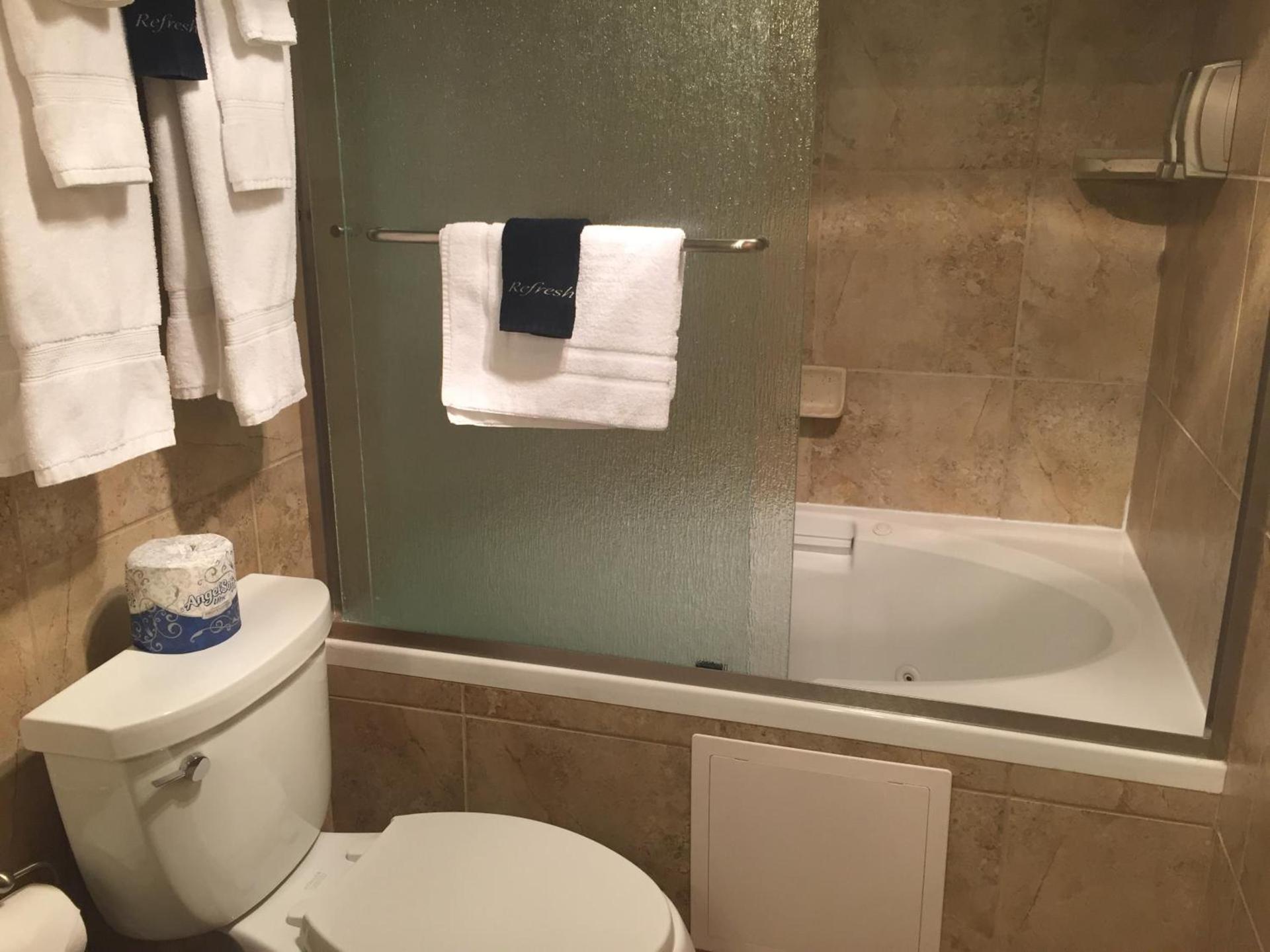 Dinosaur Inn & Suites photo 39