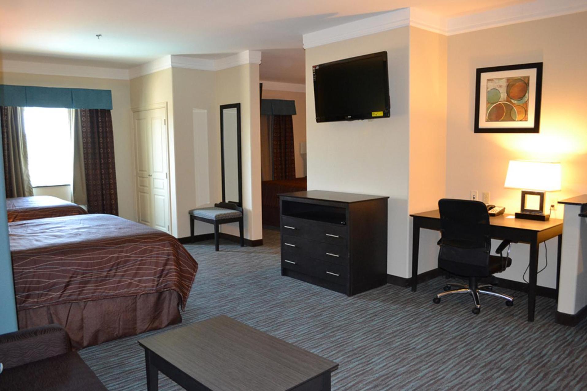 Red River Inn and Suites photo 18