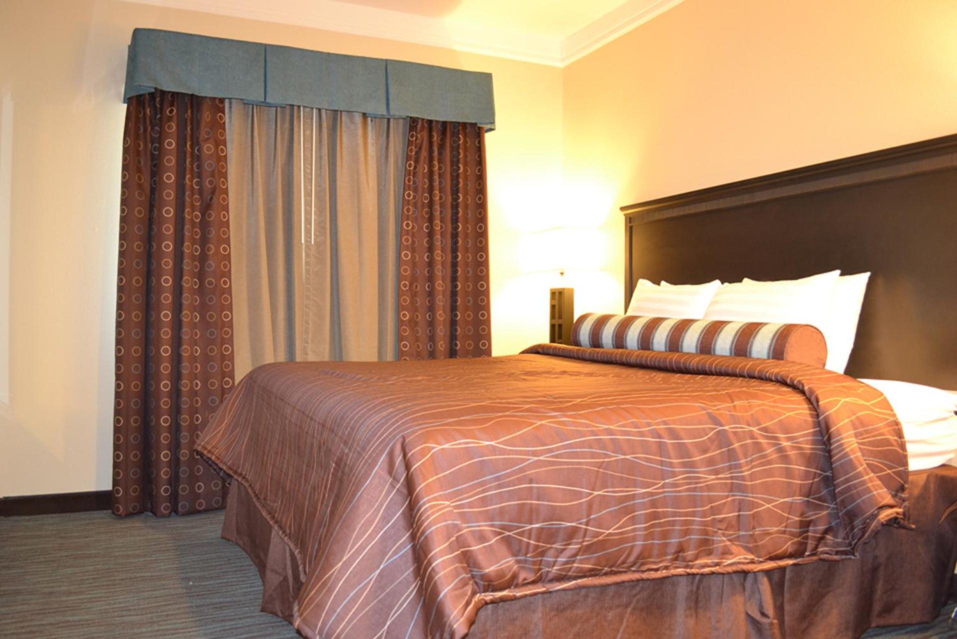 Red River Inn and Suites photo 22