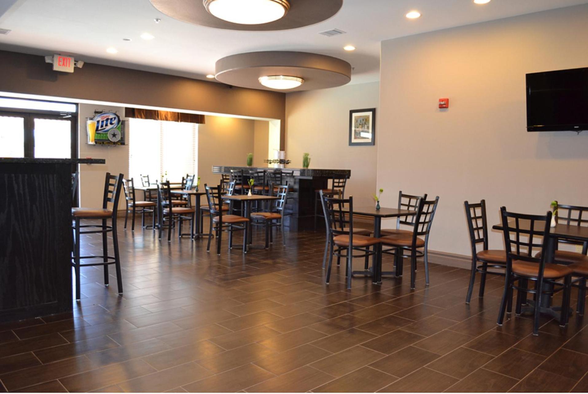Red River Inn and Suites photo 12