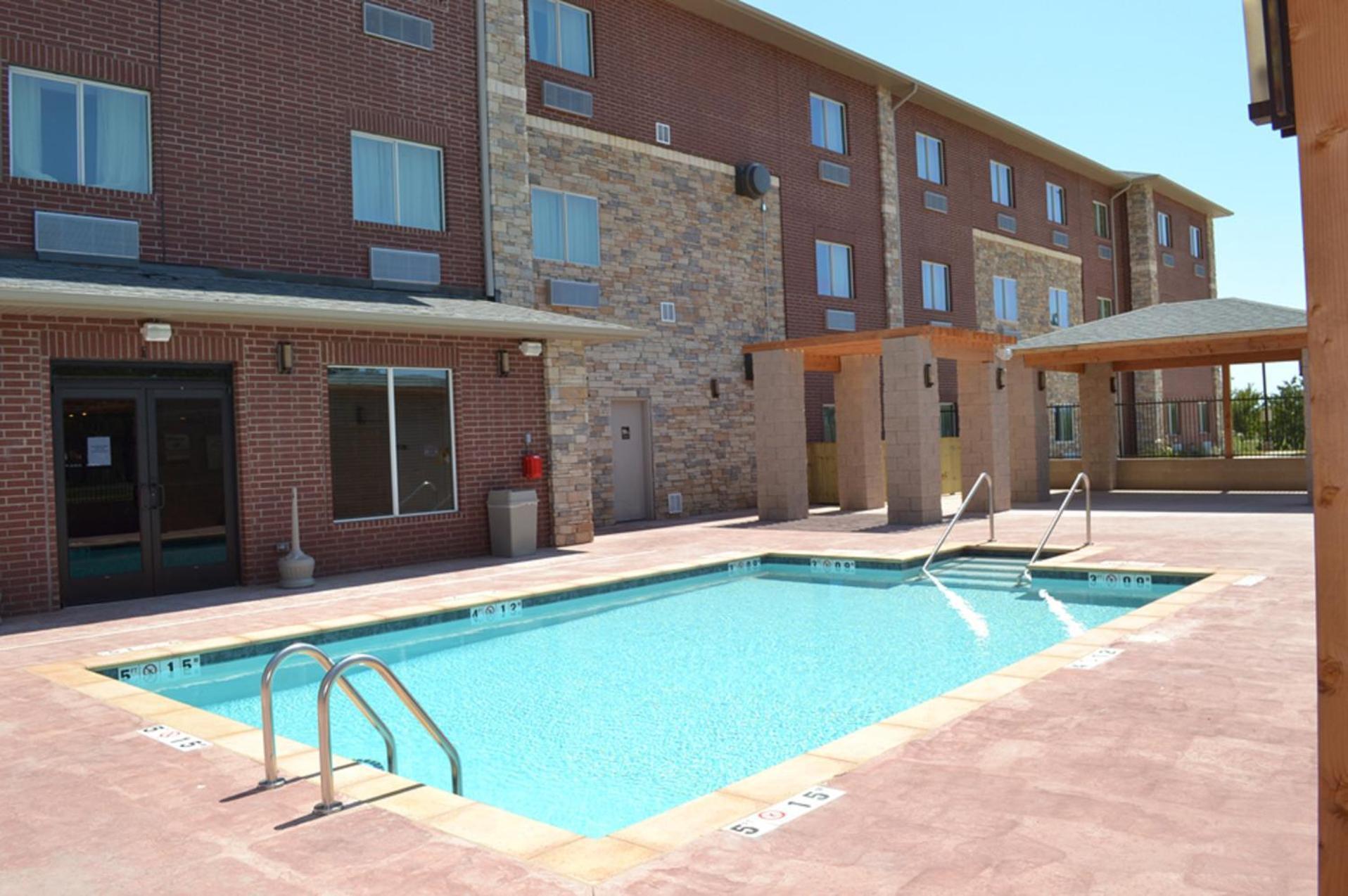Red River Inn and Suites photo 25