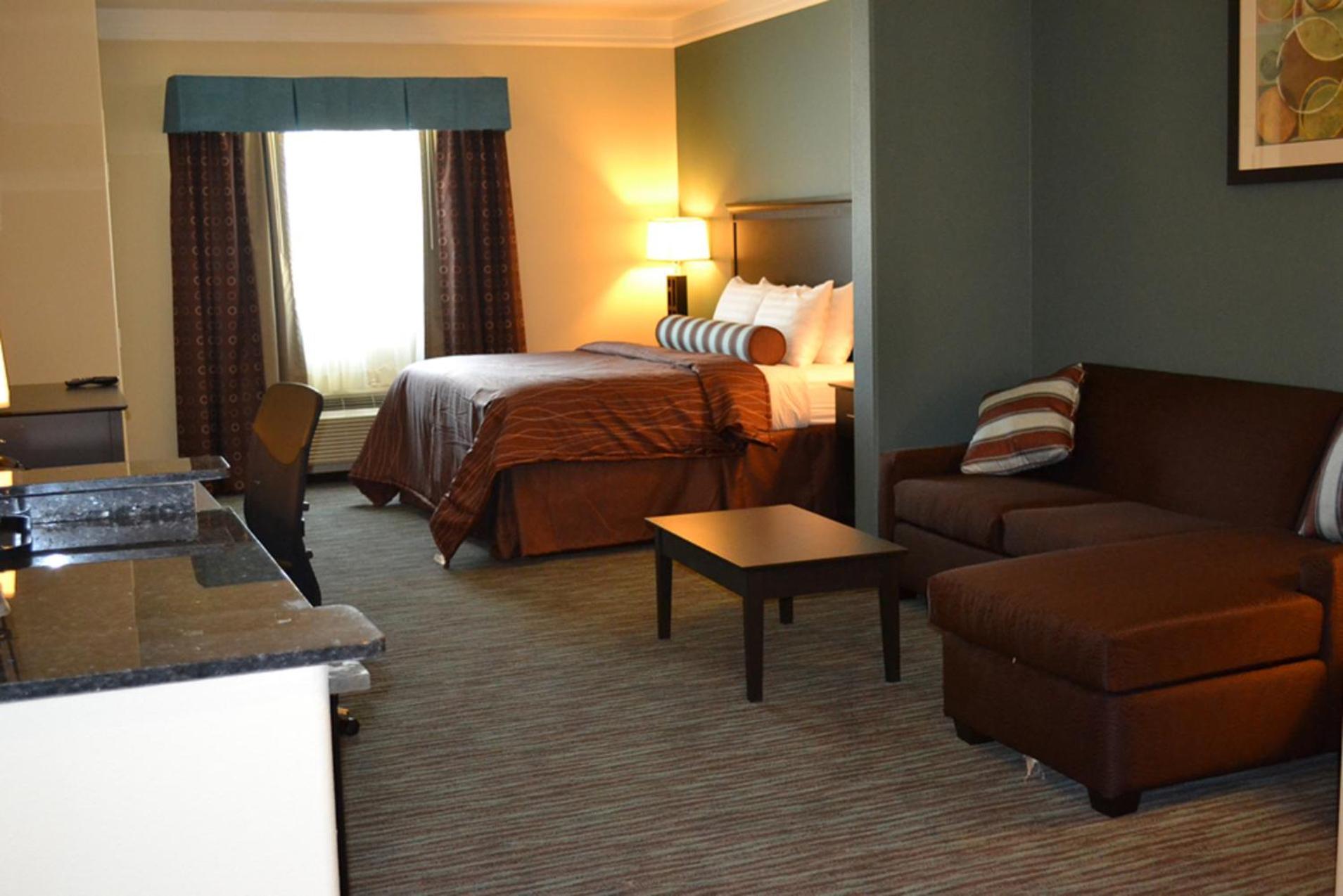 Red River Inn and Suites photo 24