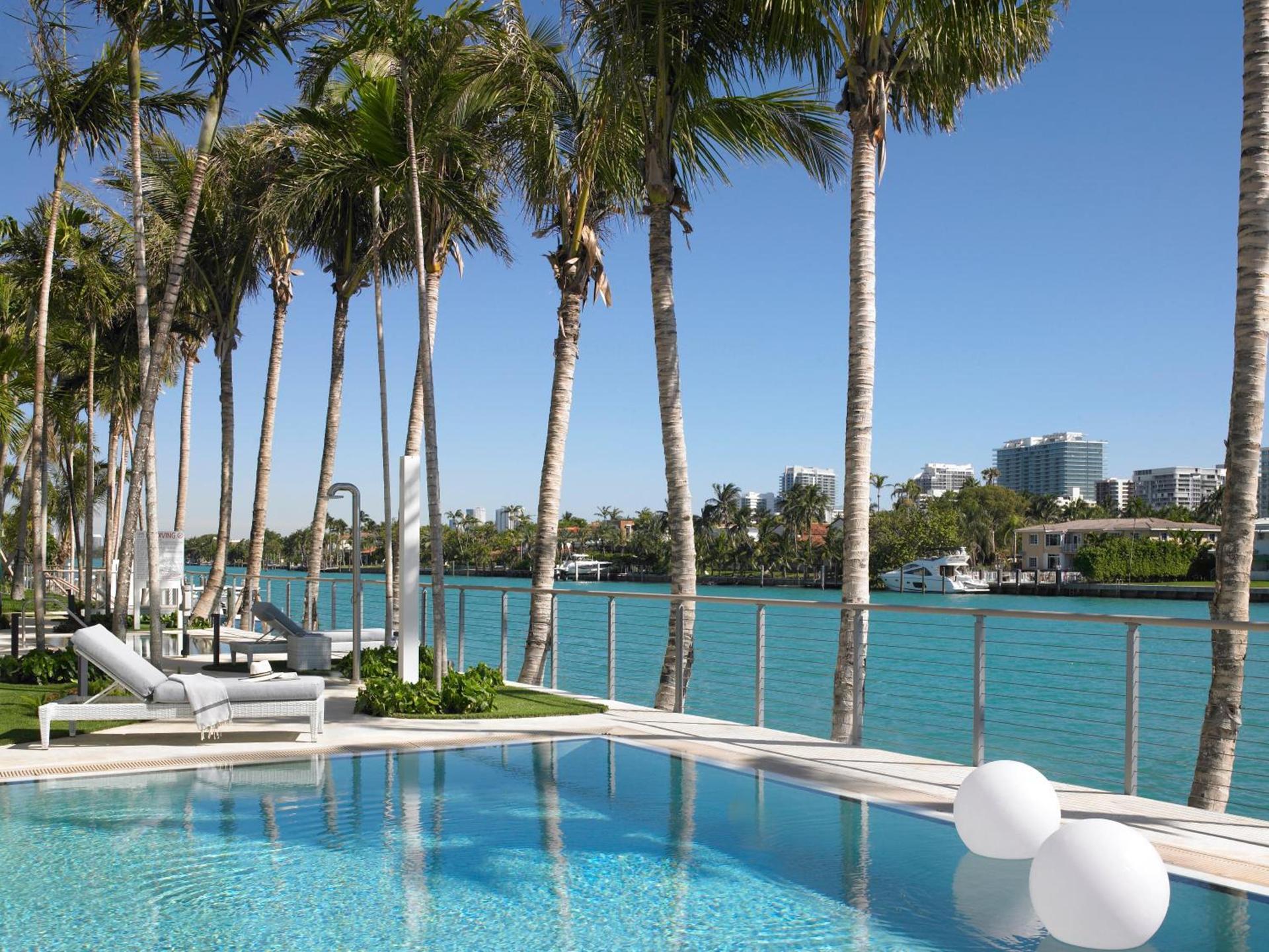 Grand Beach Hotel Bay Harbor photo 27