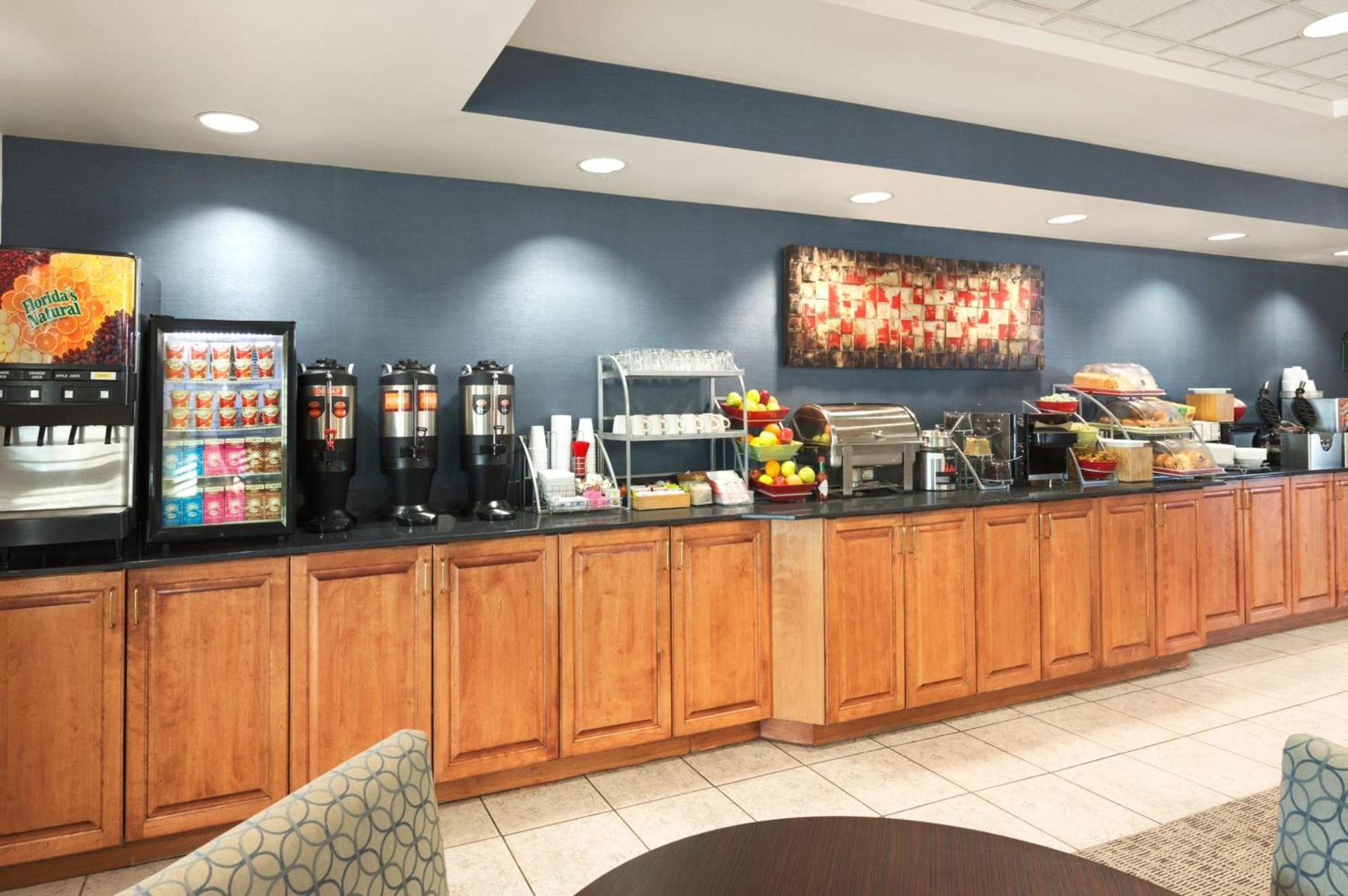 Wingate by Wyndham Fargo photo 15