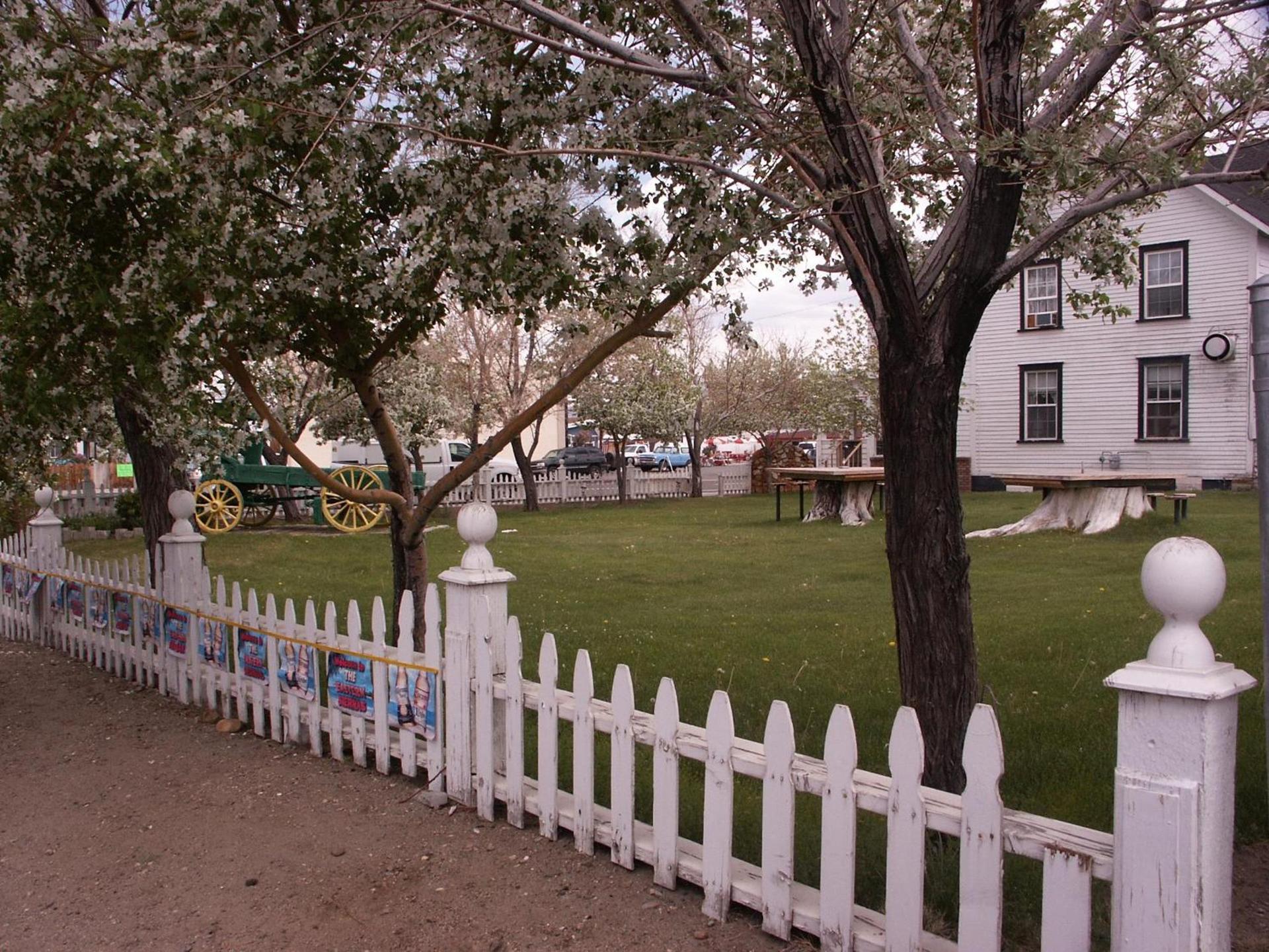 Bridgeport Inn photo 40