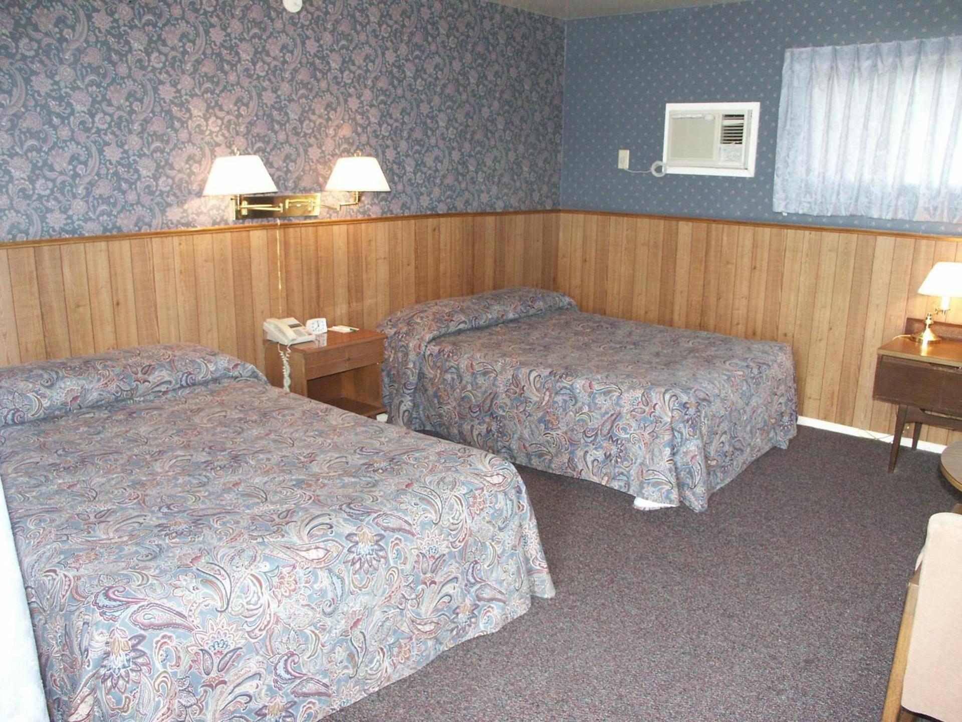 Bridgeport Inn photo 29
