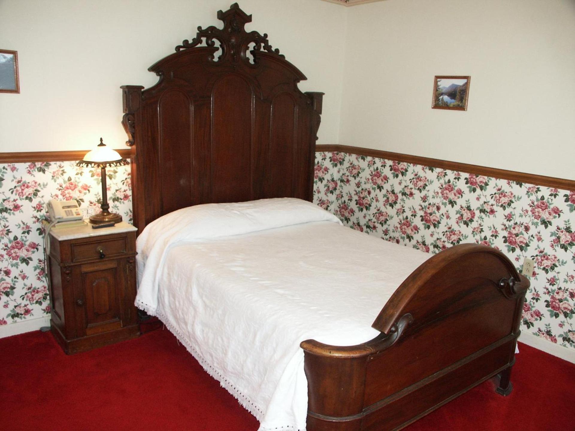 Bridgeport Inn photo 32