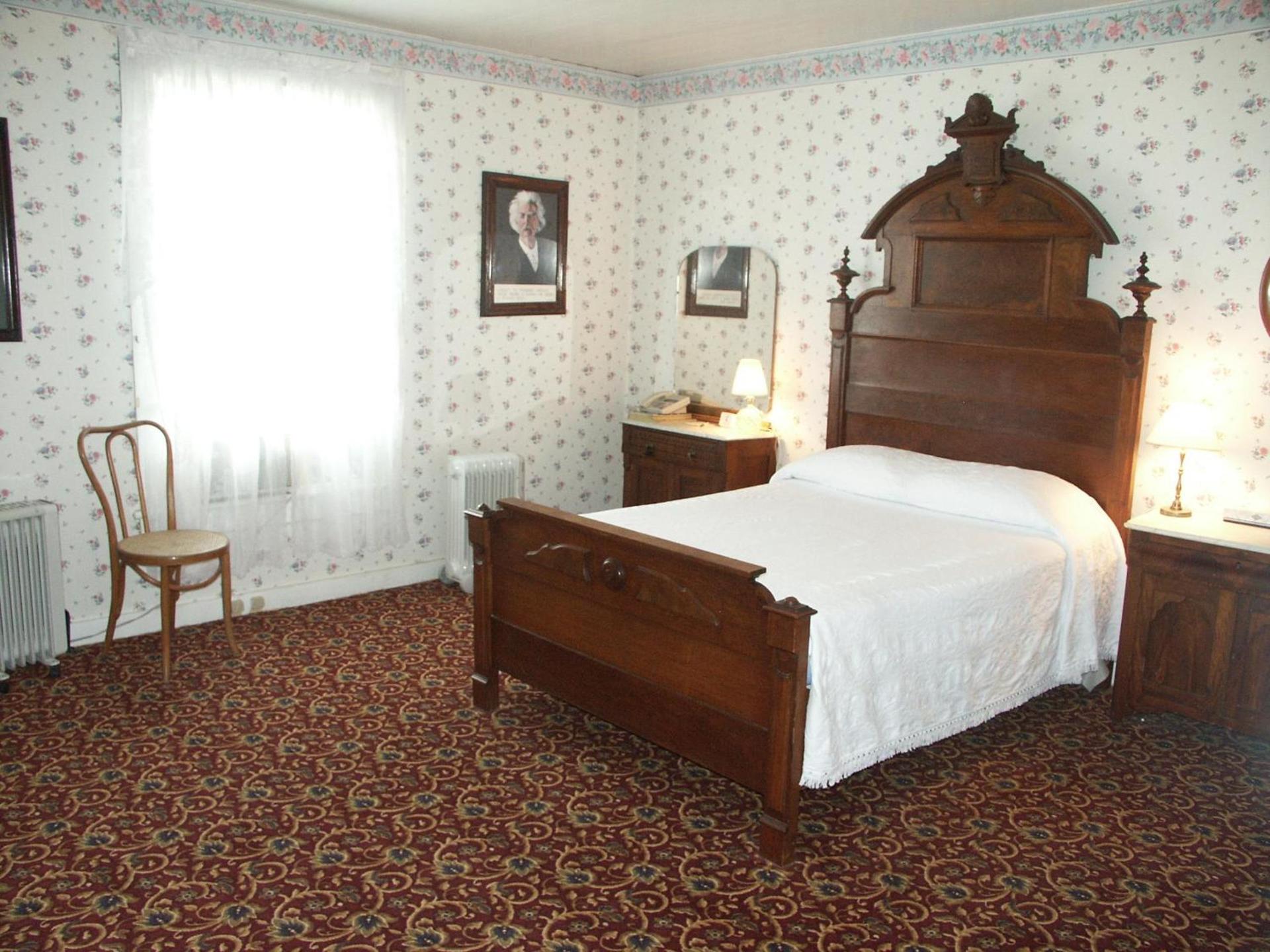Bridgeport Inn photo 34