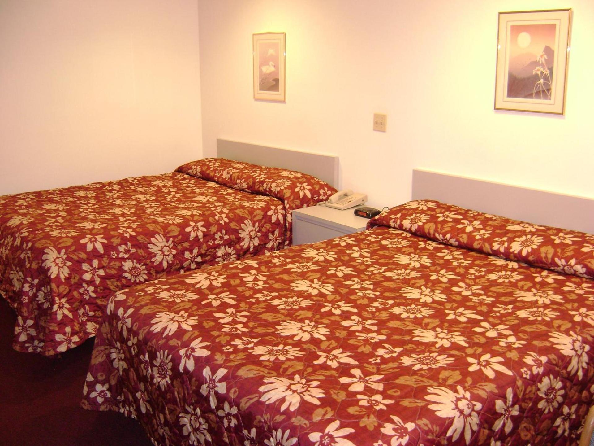 Edgewick Inn photo 17