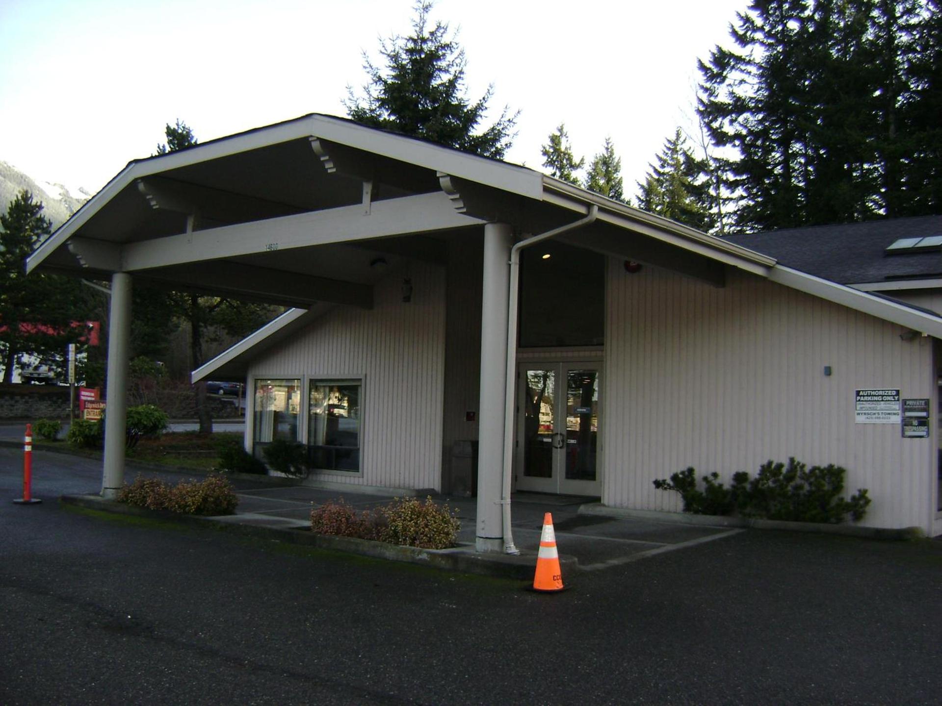 Edgewick Inn photo 3