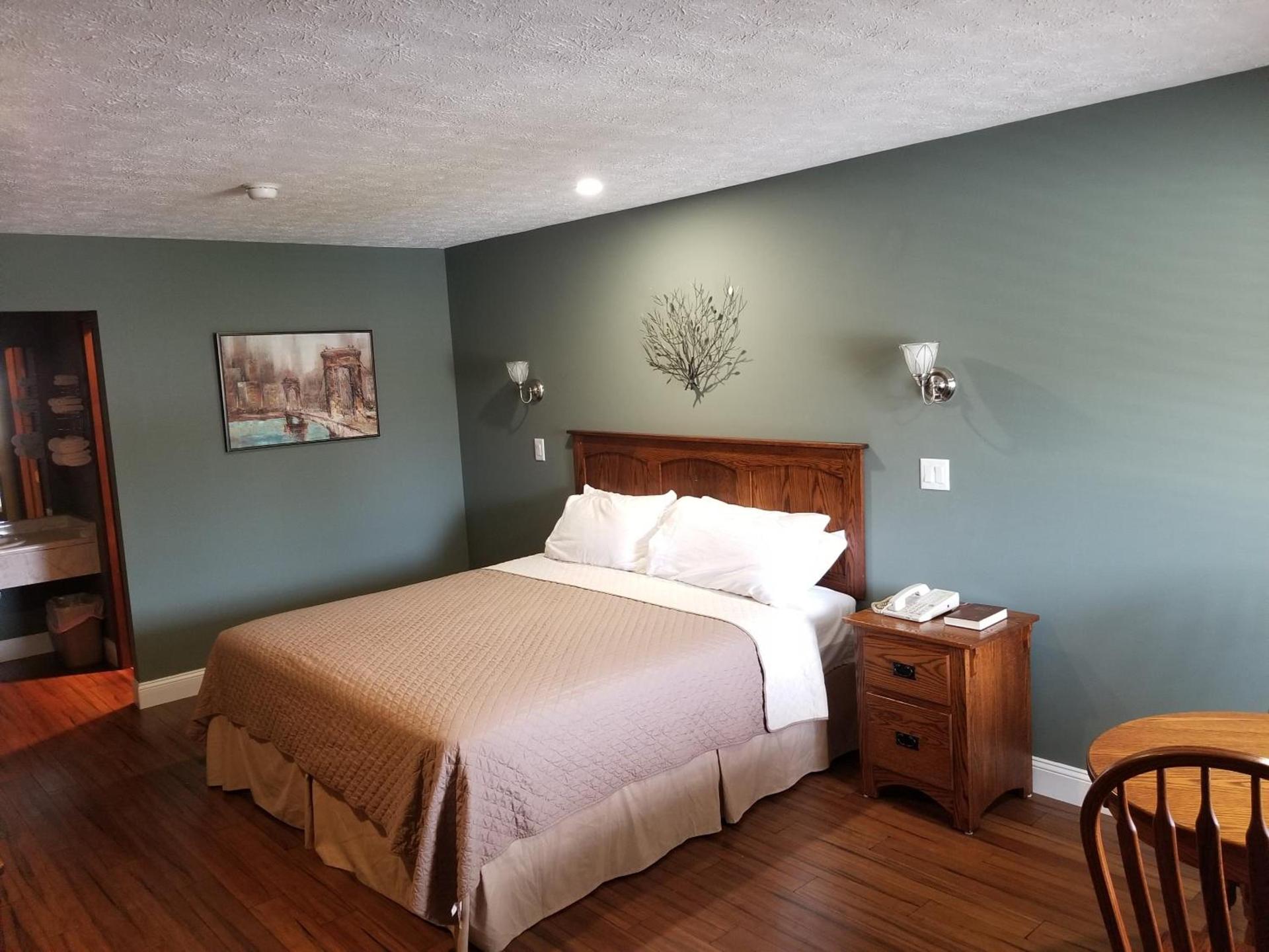Brown's Motel photo 7
