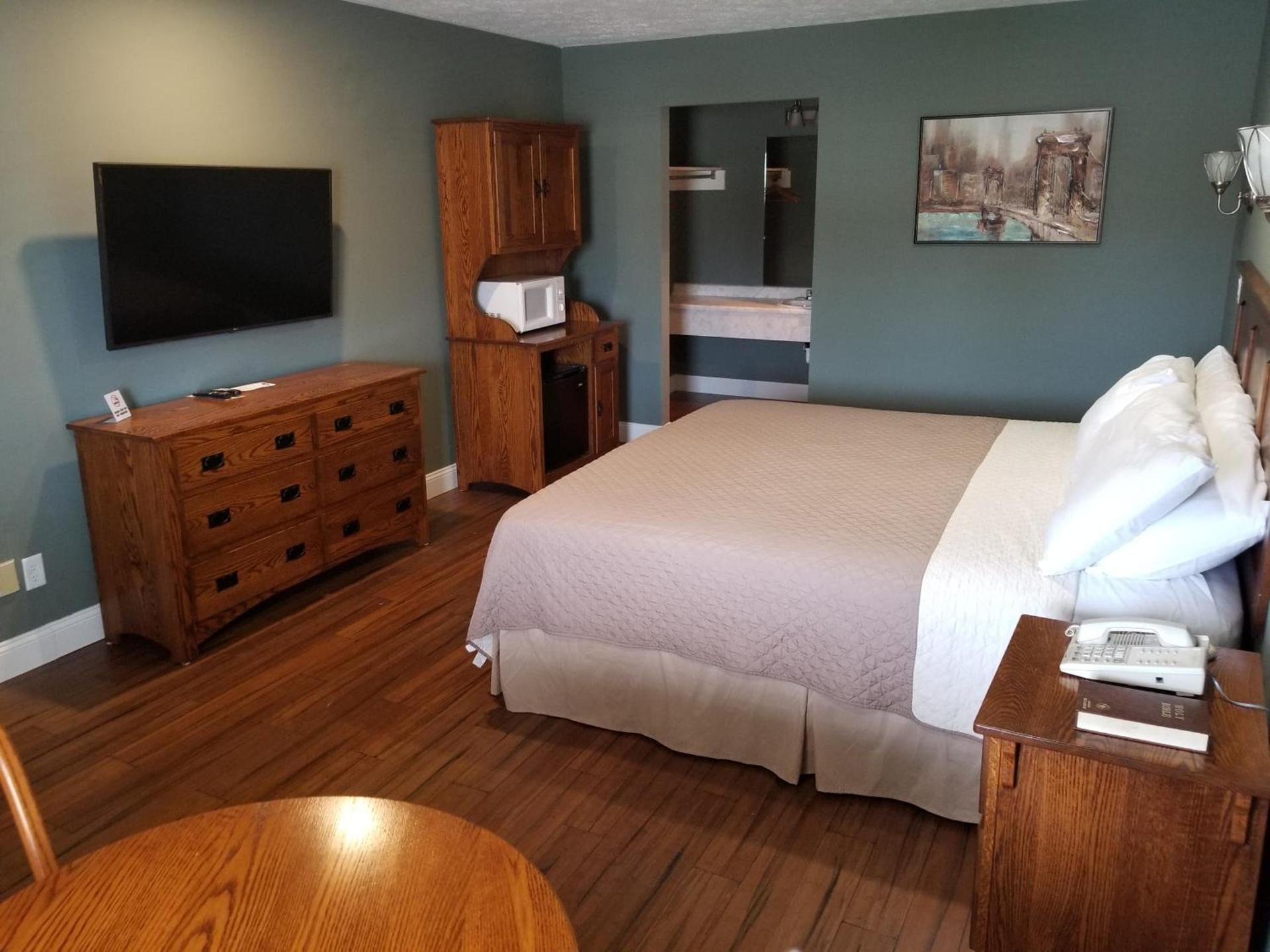 Brown's Motel photo 8