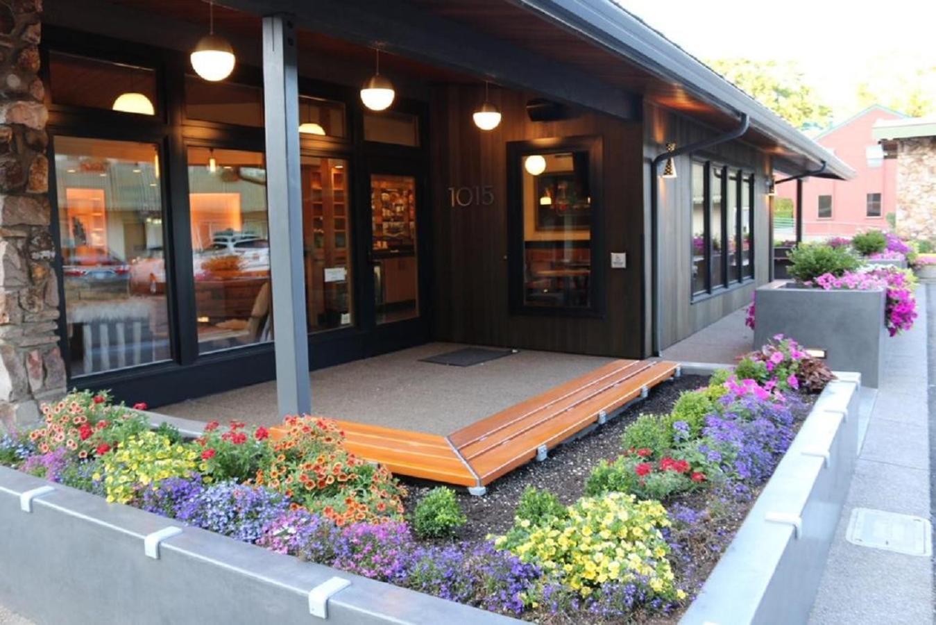 Timbers Inn photo 8