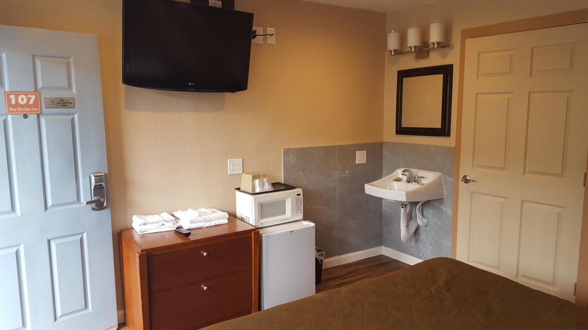 Bay Bridge Inn Oakland photo 9