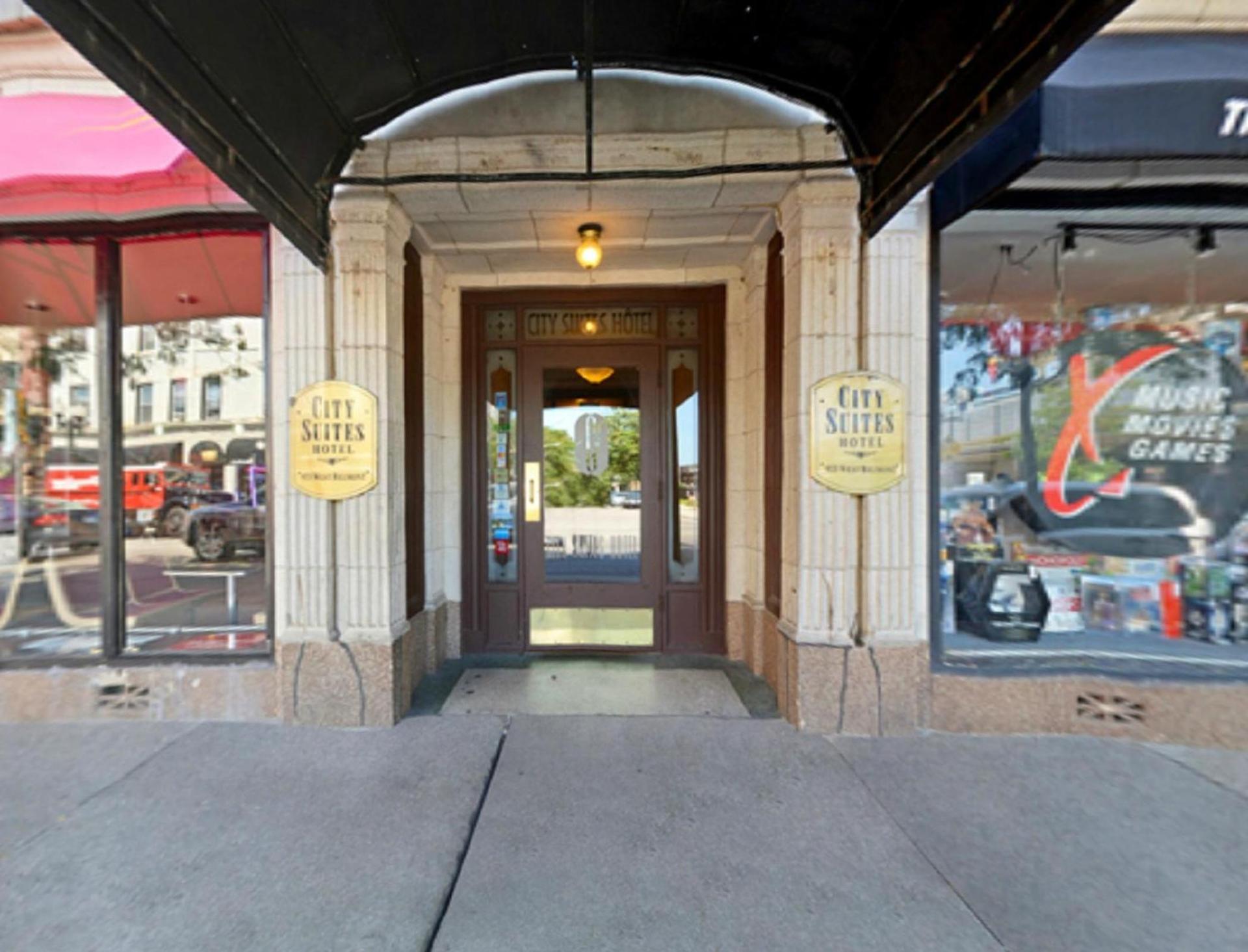 City Suites Hotel photo 34