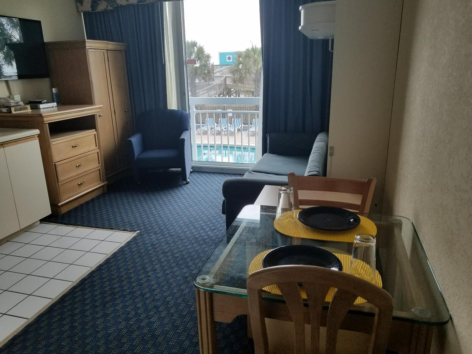 Yachtsman Oceanfront Resort photo 49