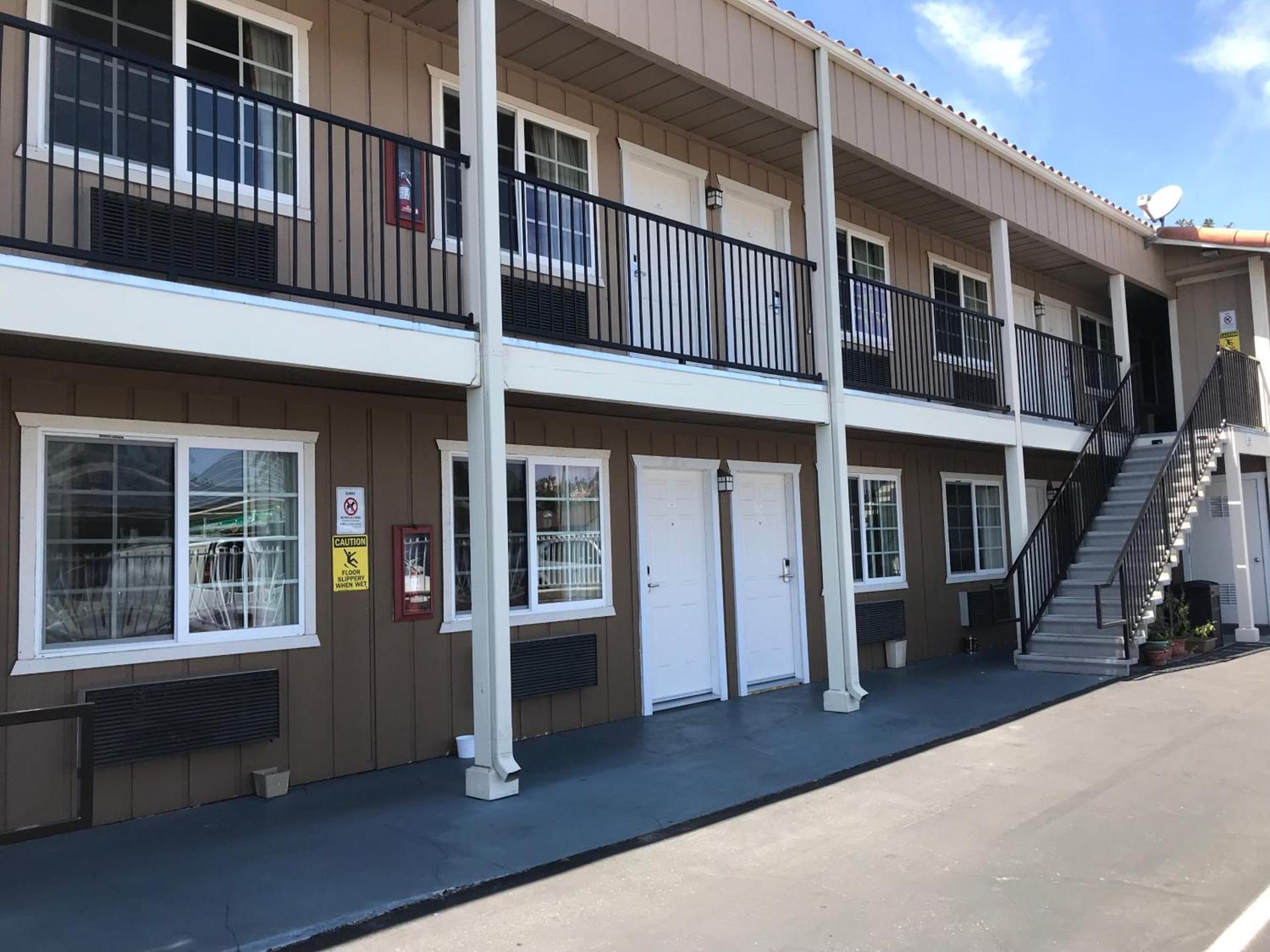 Beachway Inn photo 6
