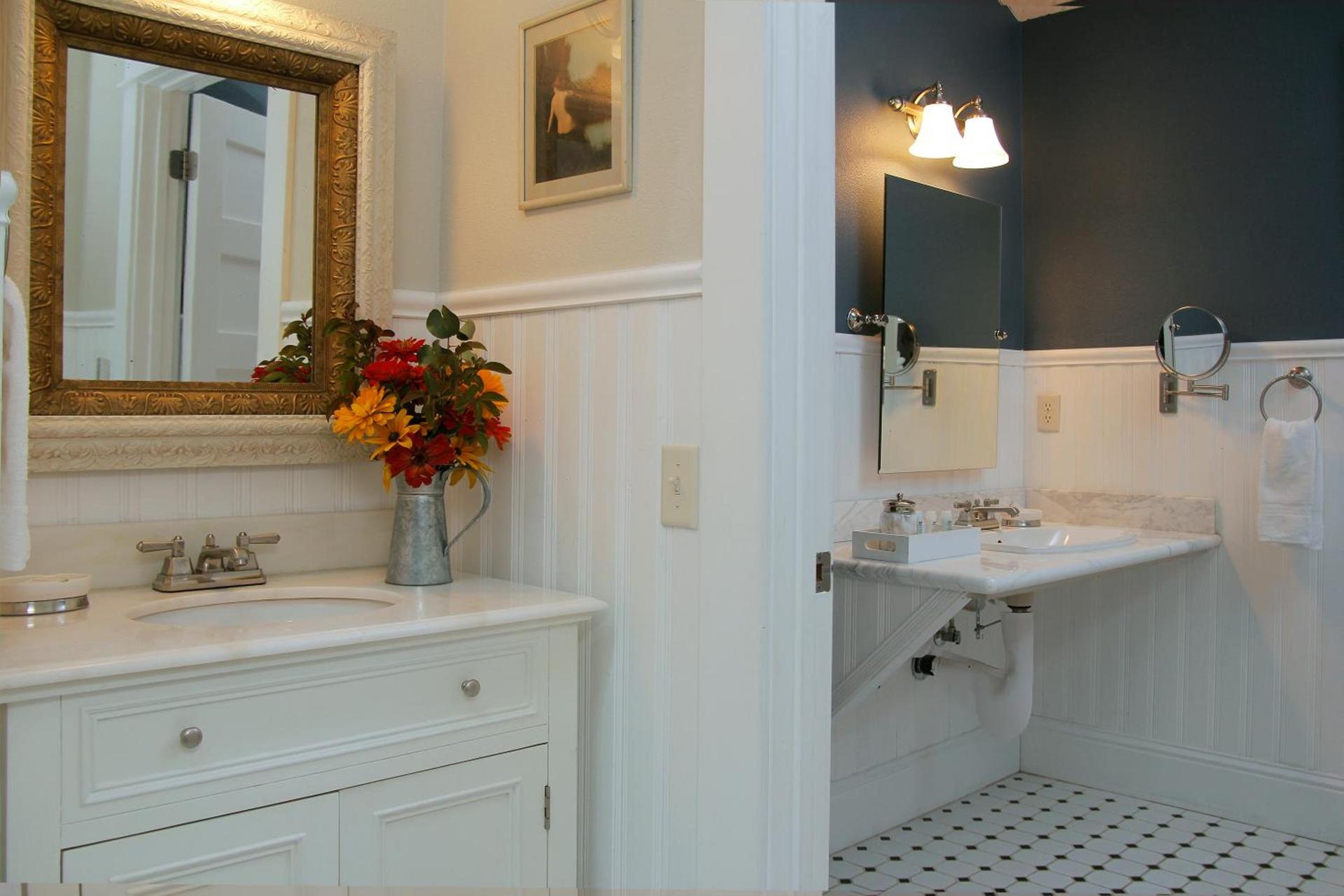 Coho Cottages photo 34