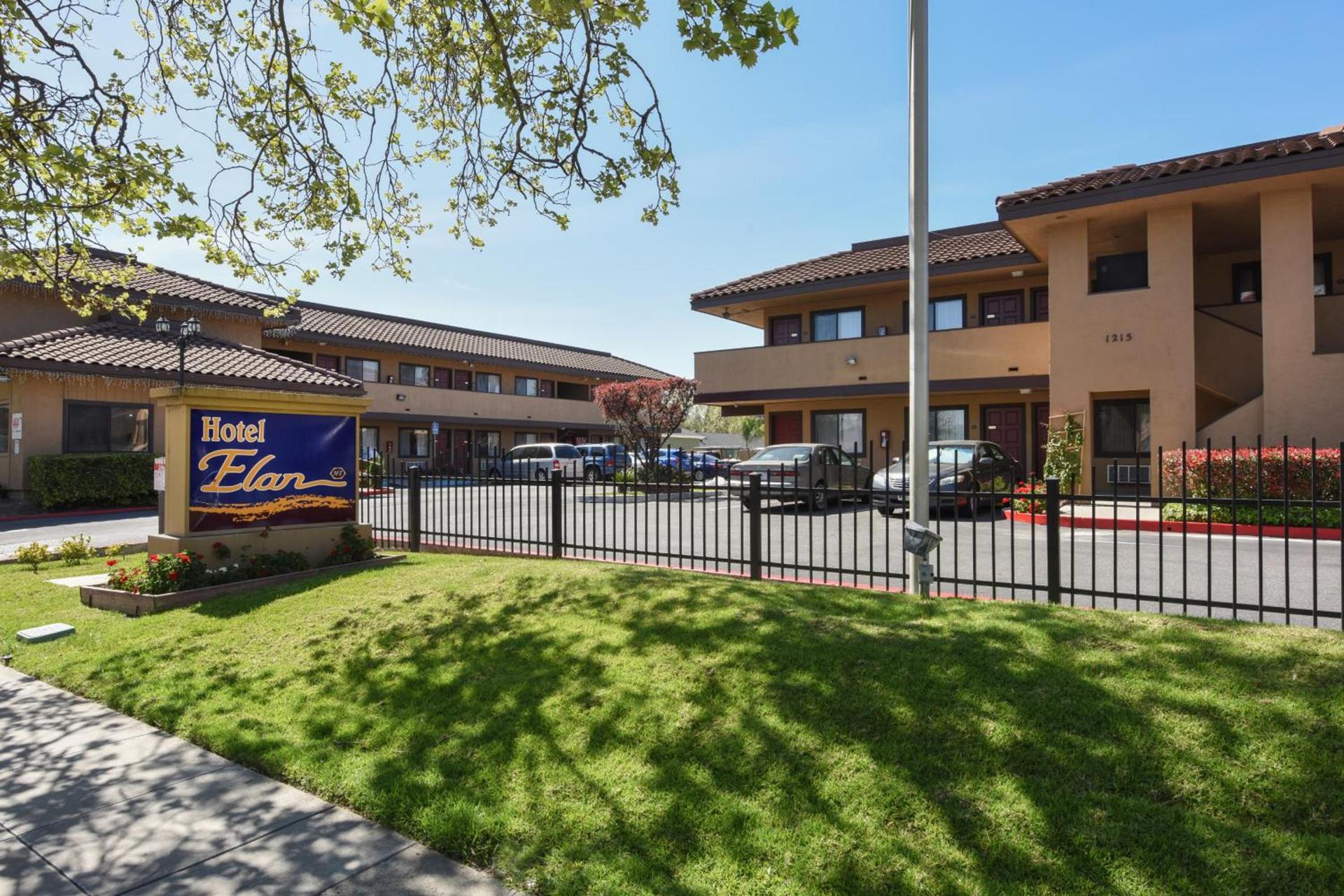 Signature Inn San Jose photo 1