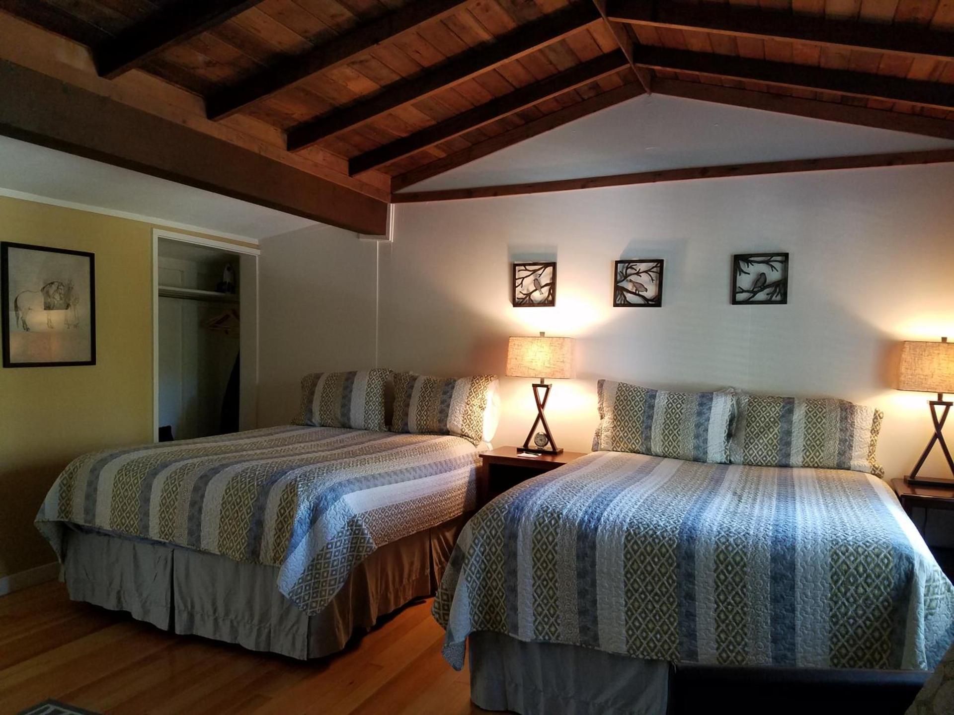 China Creek Cottages photo 60