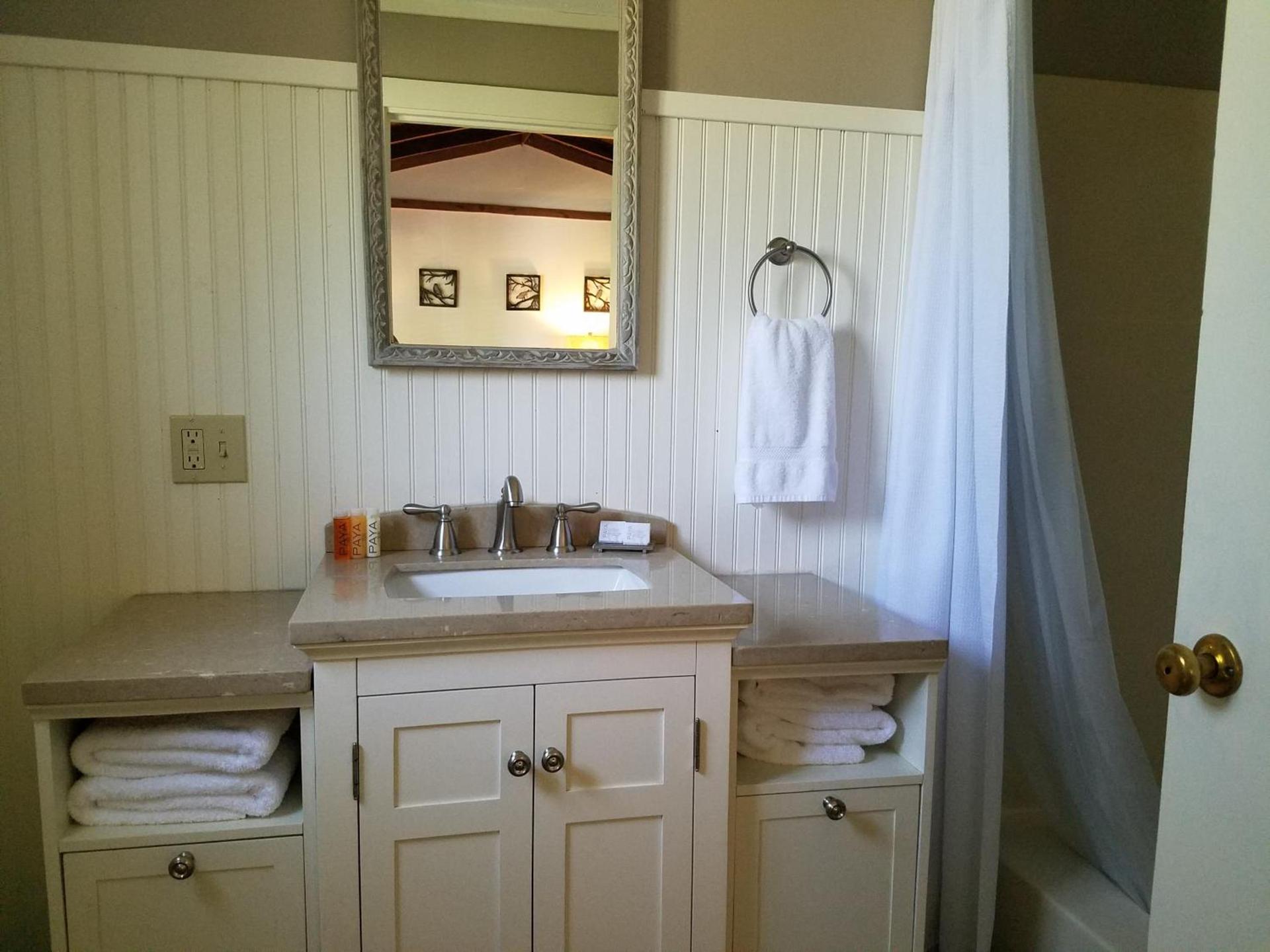 China Creek Cottages photo 61