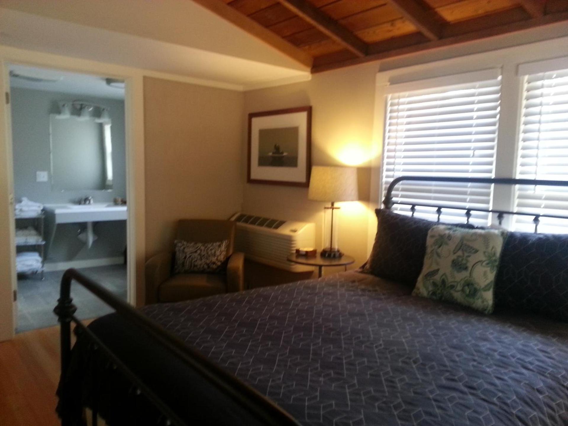 China Creek Cottages photo 57