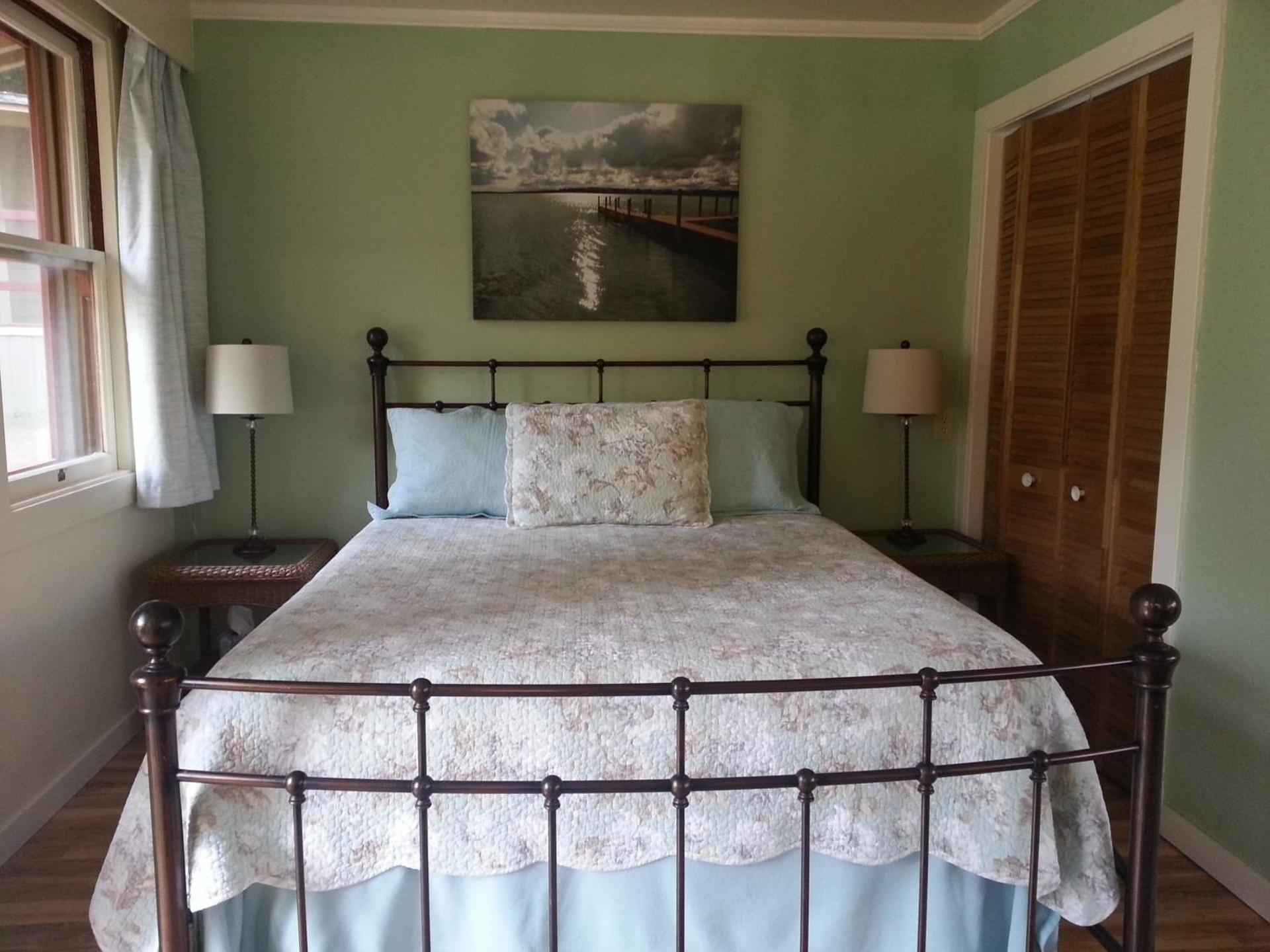 China Creek Cottages photo 41
