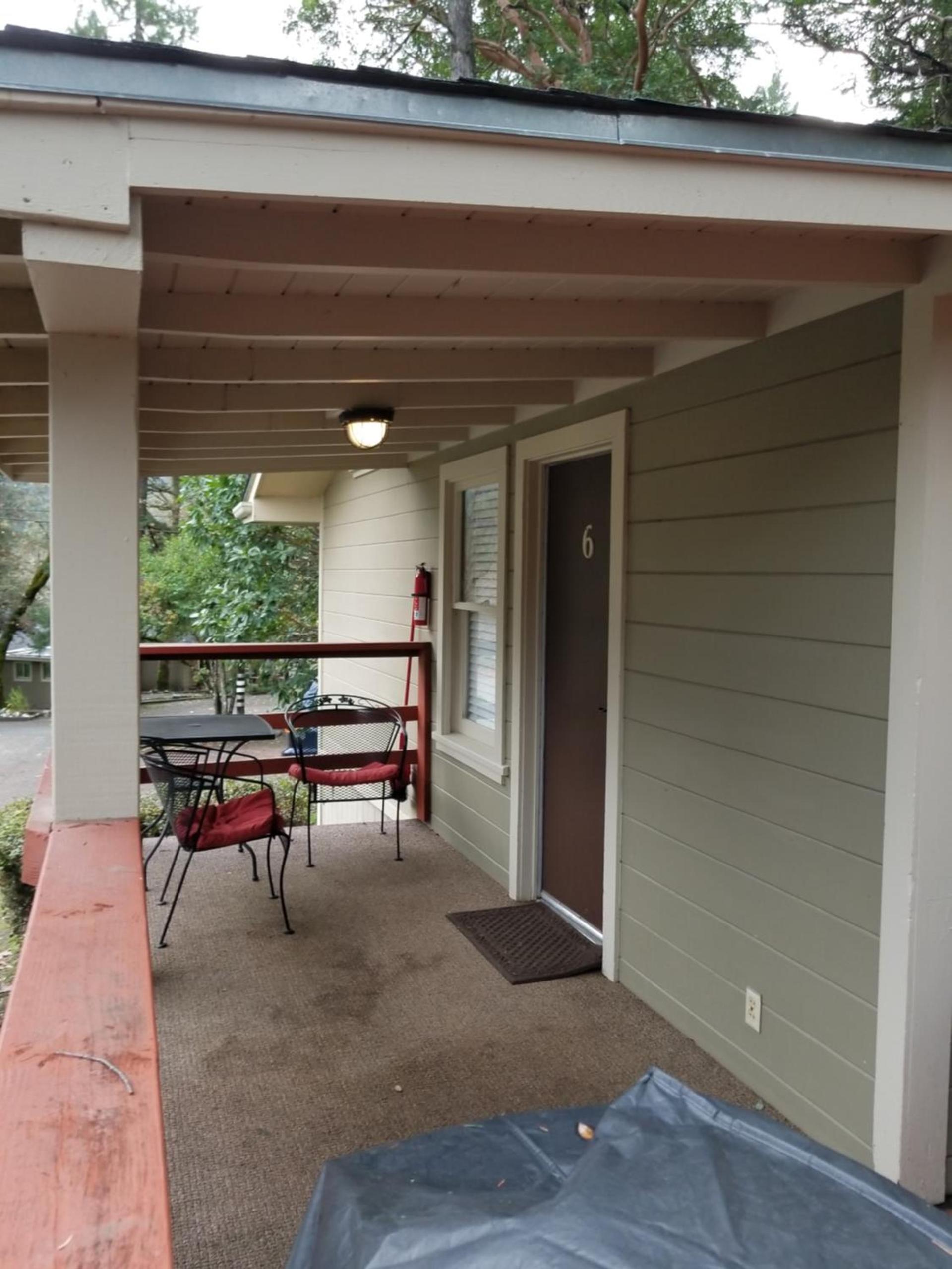 China Creek Cottages photo 29