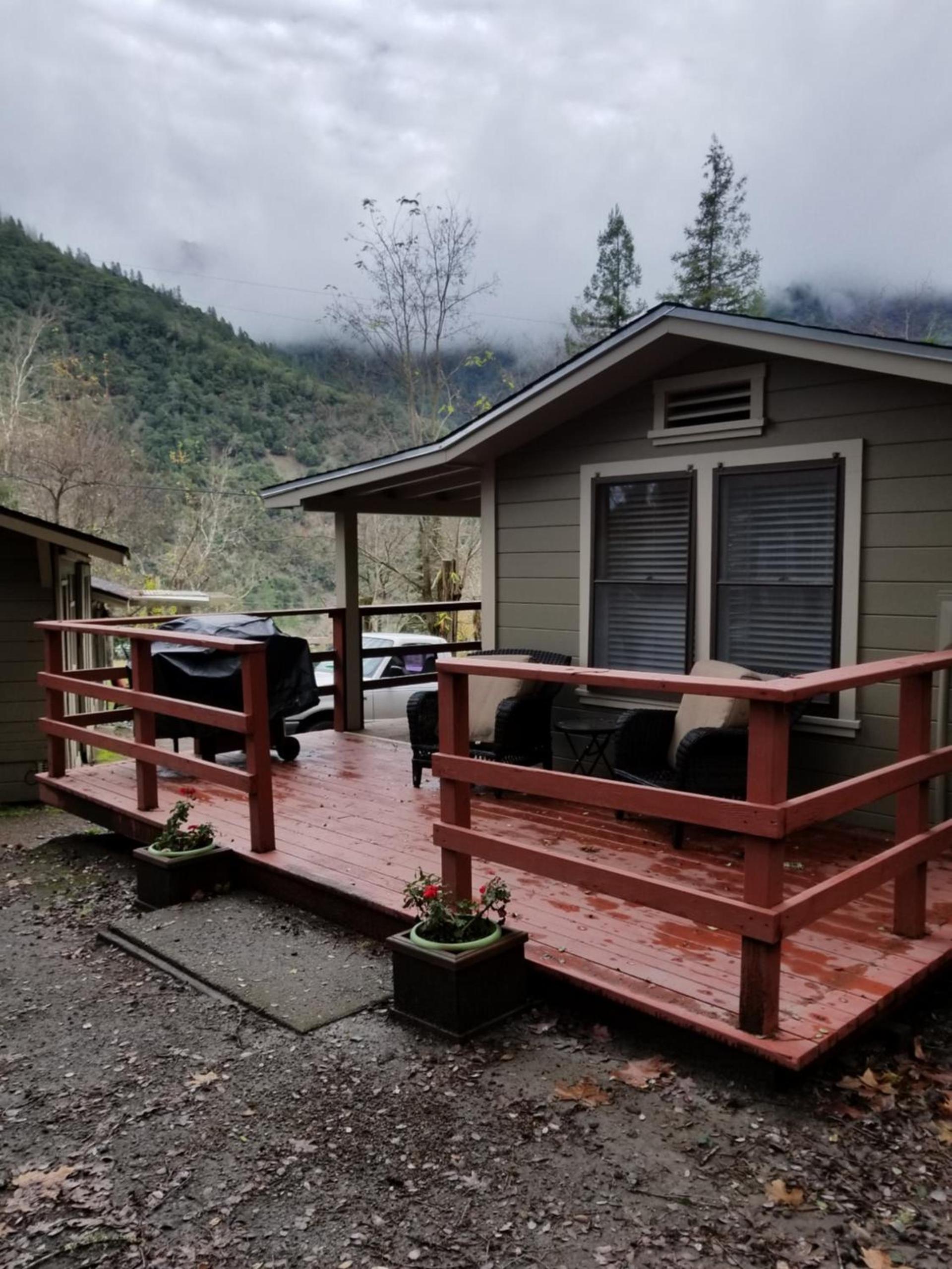 China Creek Cottages photo 30