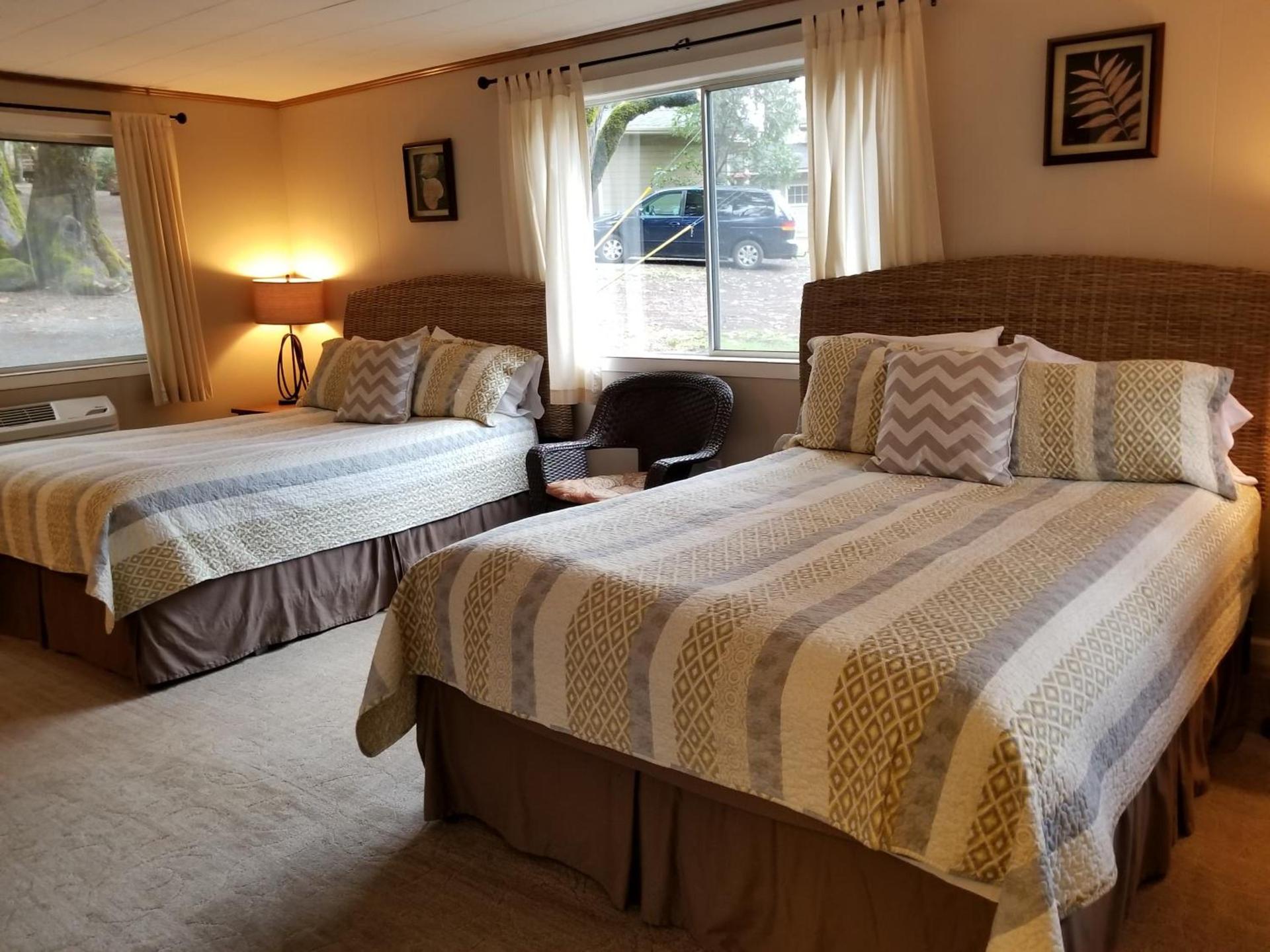China Creek Cottages photo 19