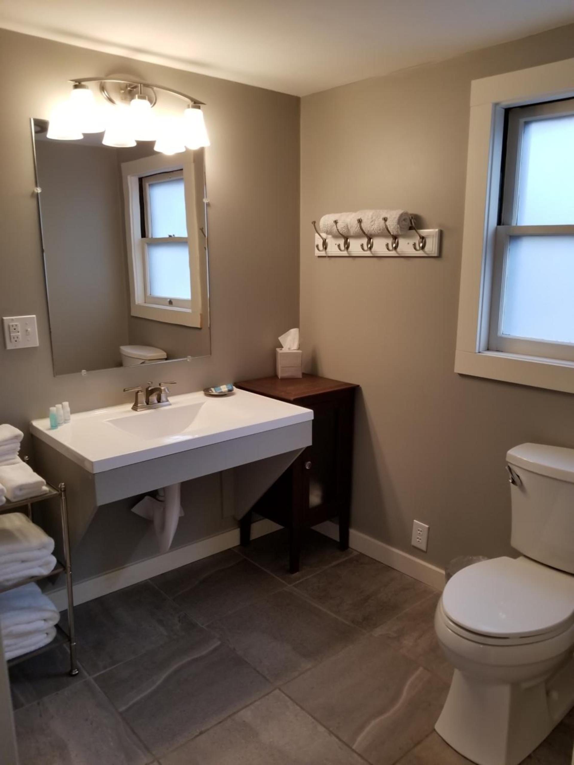 China Creek Cottages photo 9