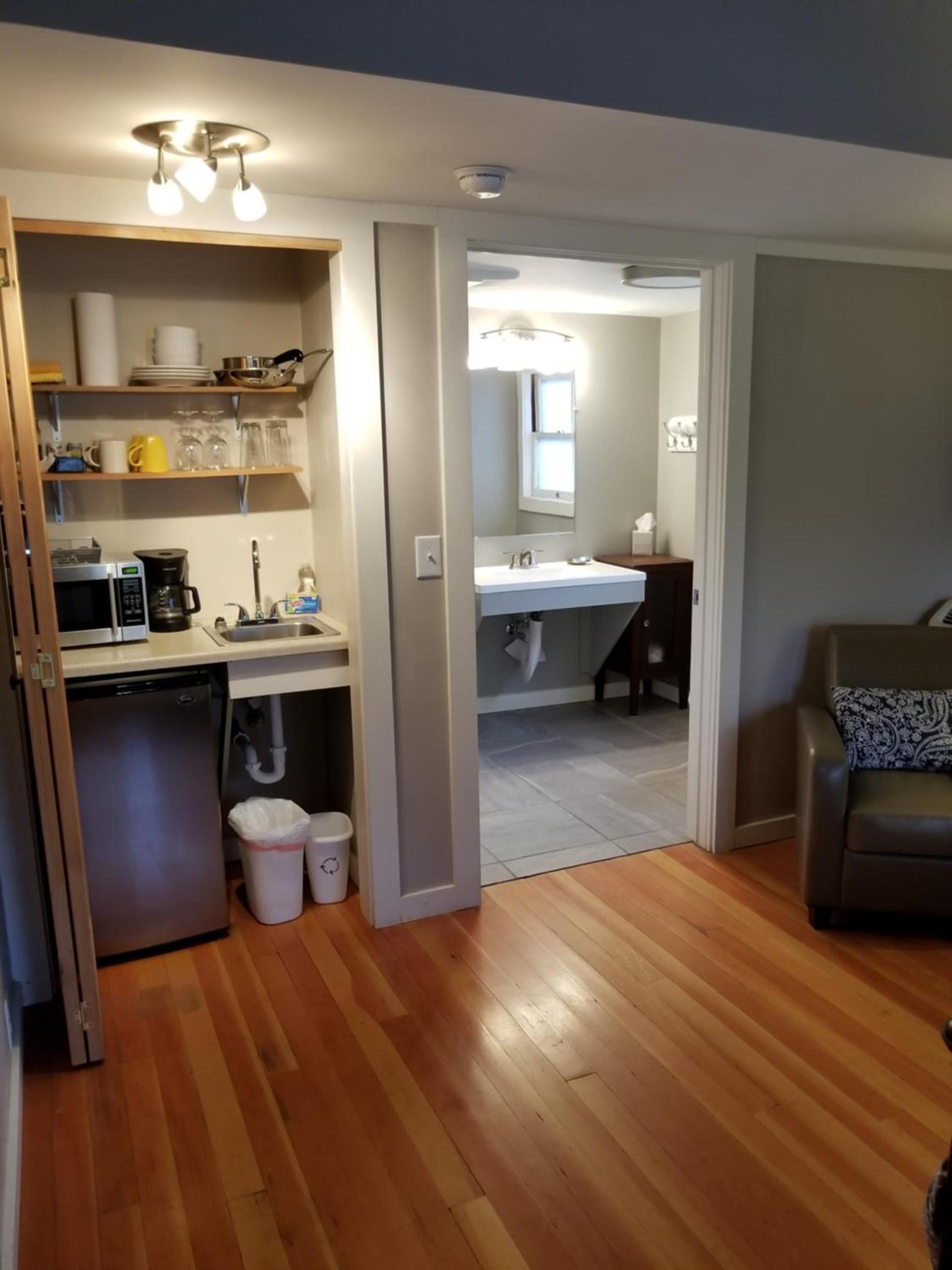 China Creek Cottages photo 11
