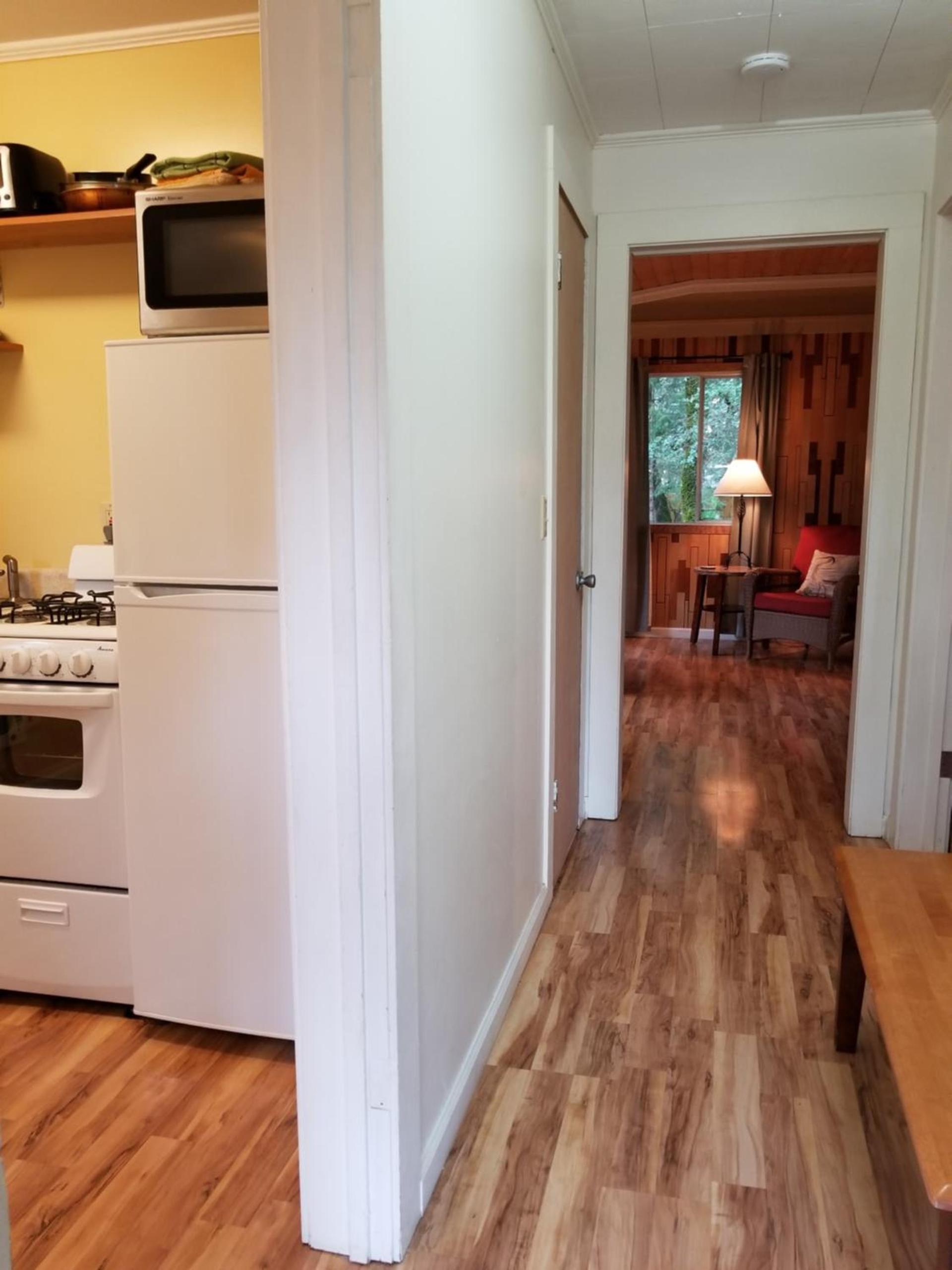China Creek Cottages photo 7