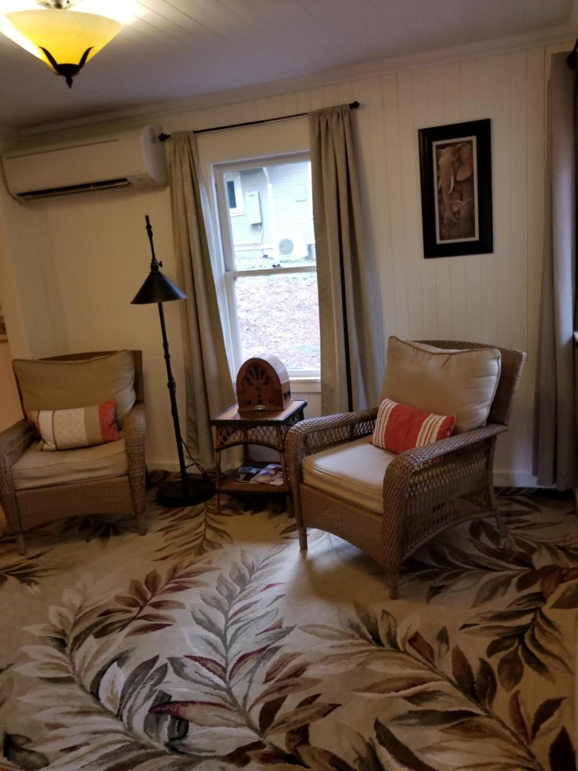China Creek Cottages photo 85