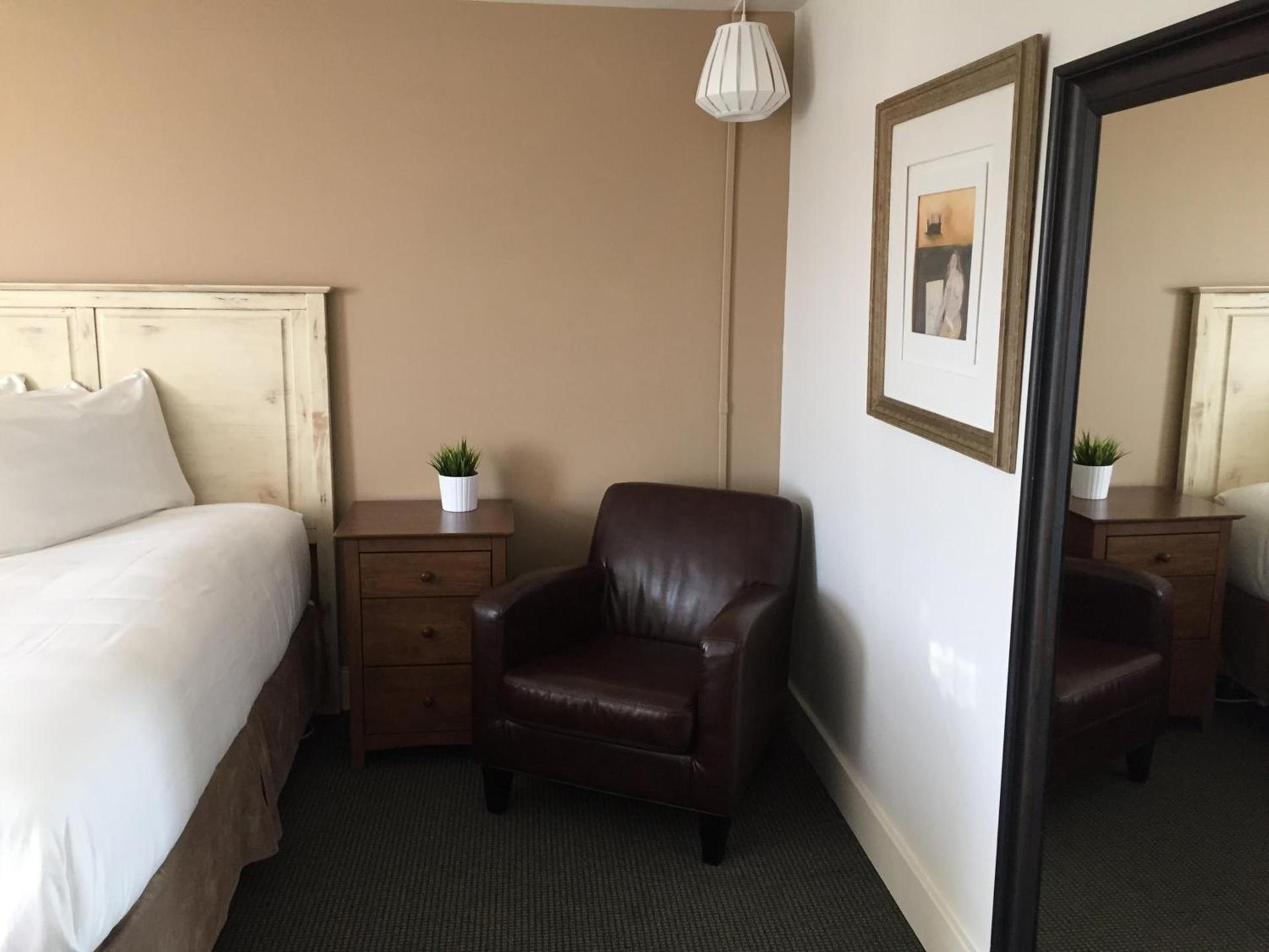 Pilgrim House photo 78