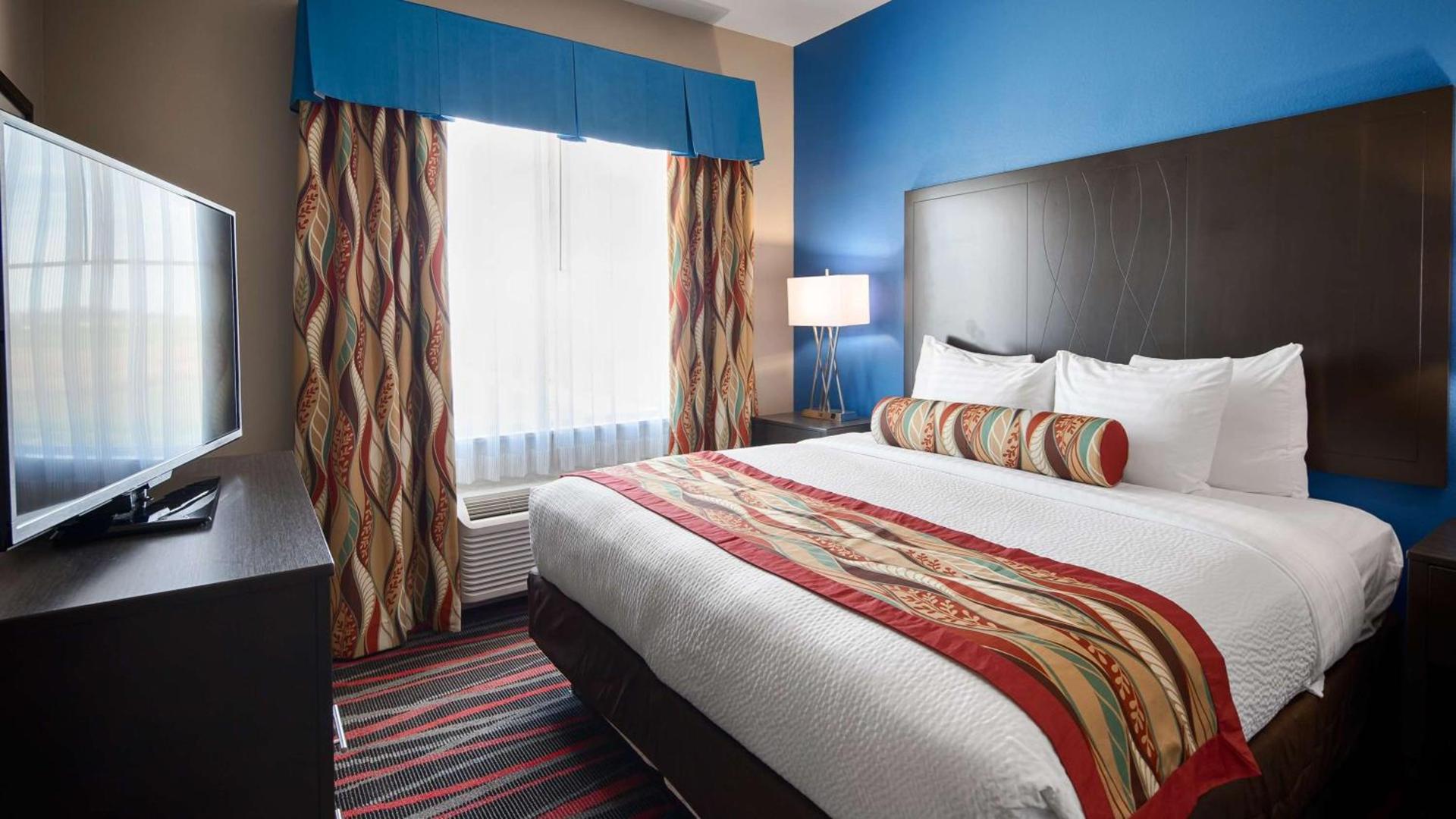 Best Western Plus Tech Medical Center Inn photo 13