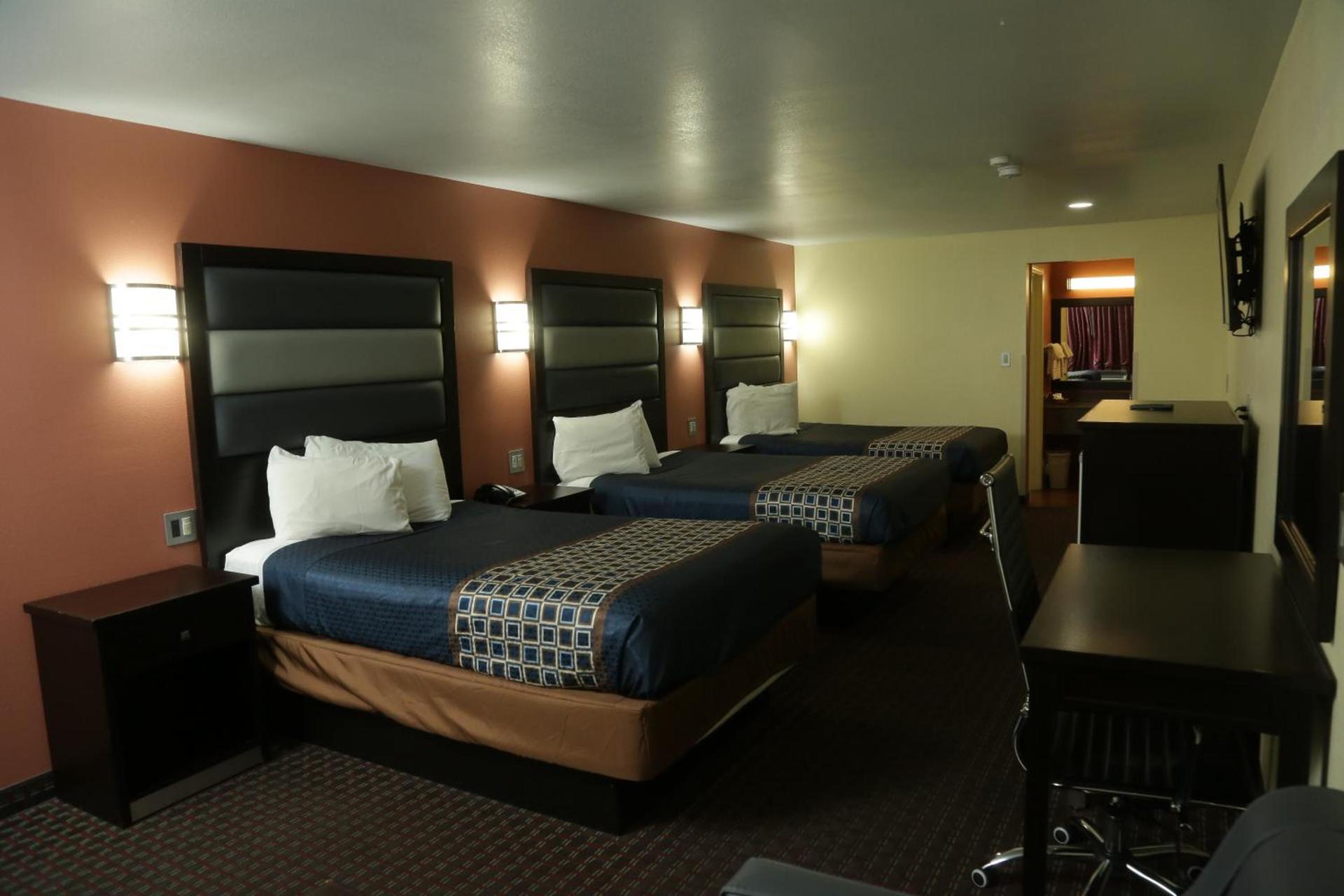 Theroff's Motel photo 78