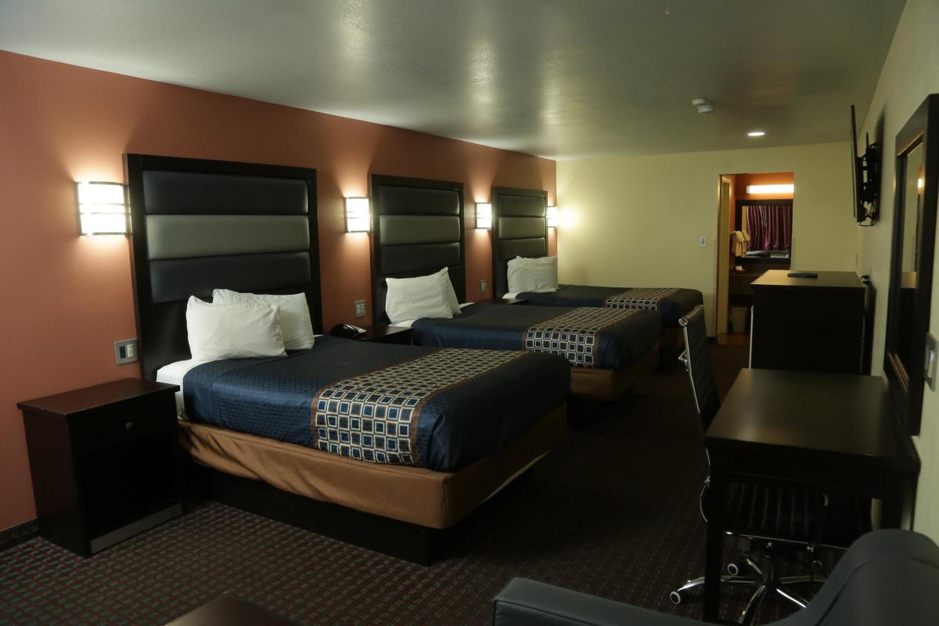 Theroff's Motel photo 48