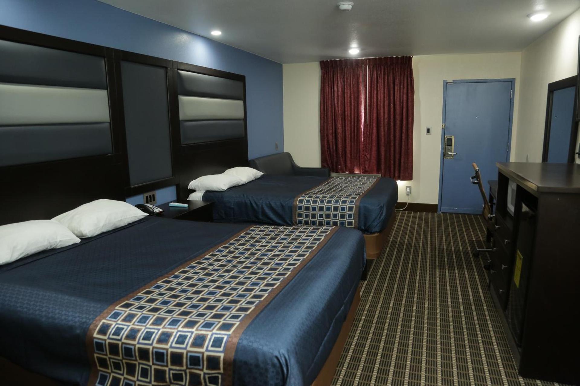 Theroff's Motel photo 50