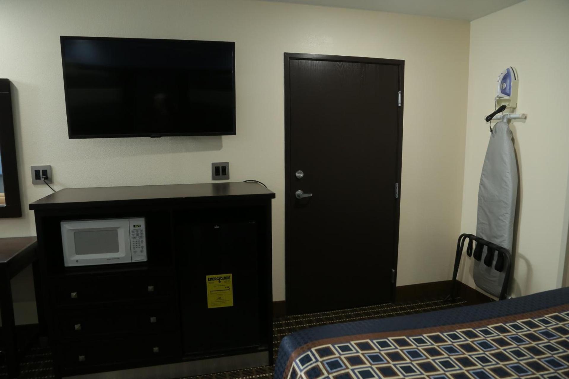 Theroff's Motel photo 57