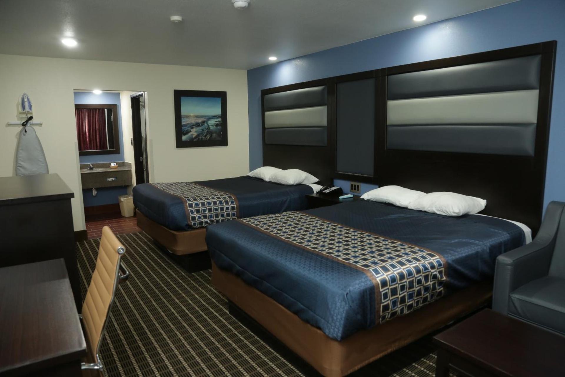 Theroff's Motel photo 60