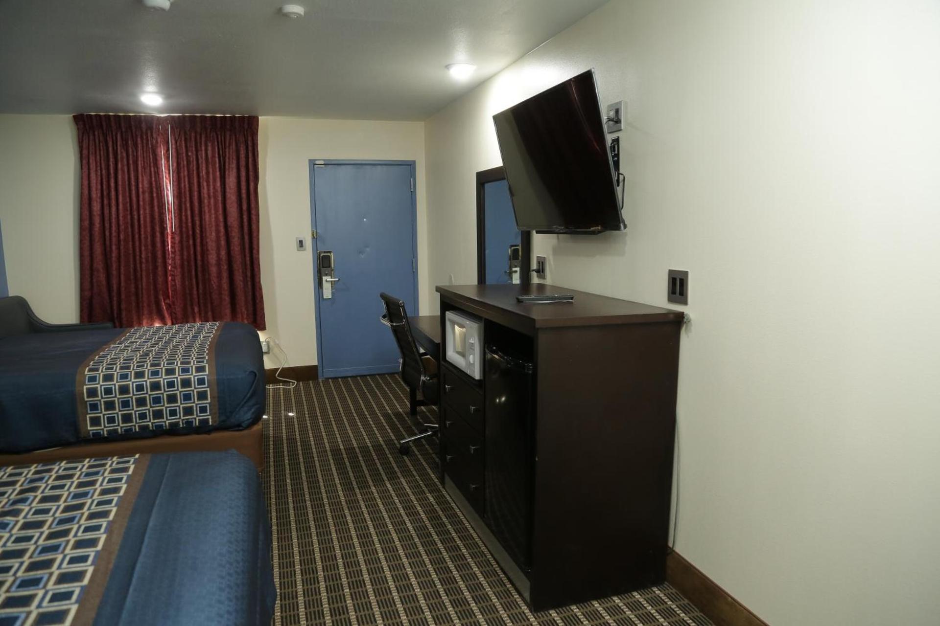 Theroff's Motel photo 45