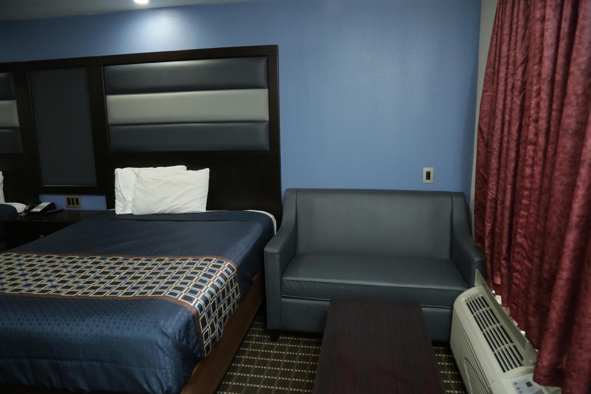 Theroff's Motel photo 43