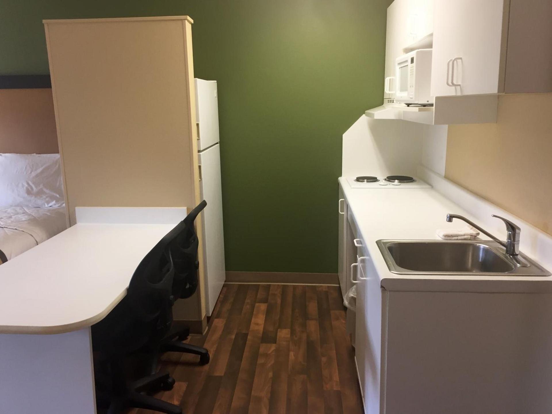 Extended Stay America Suites - Chicago - Itasca photo 28