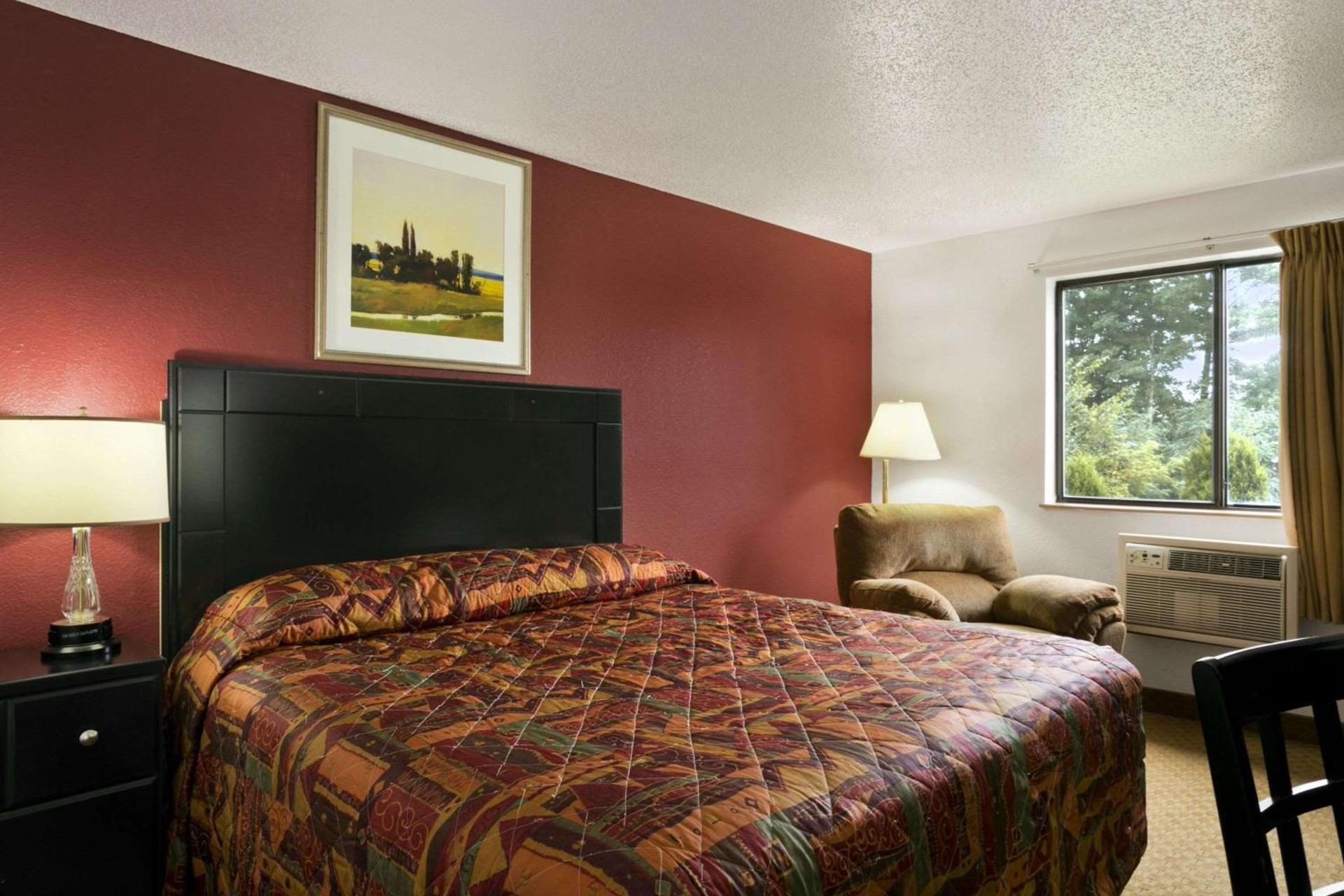 Super 8 by Wyndham New Castle photo 40