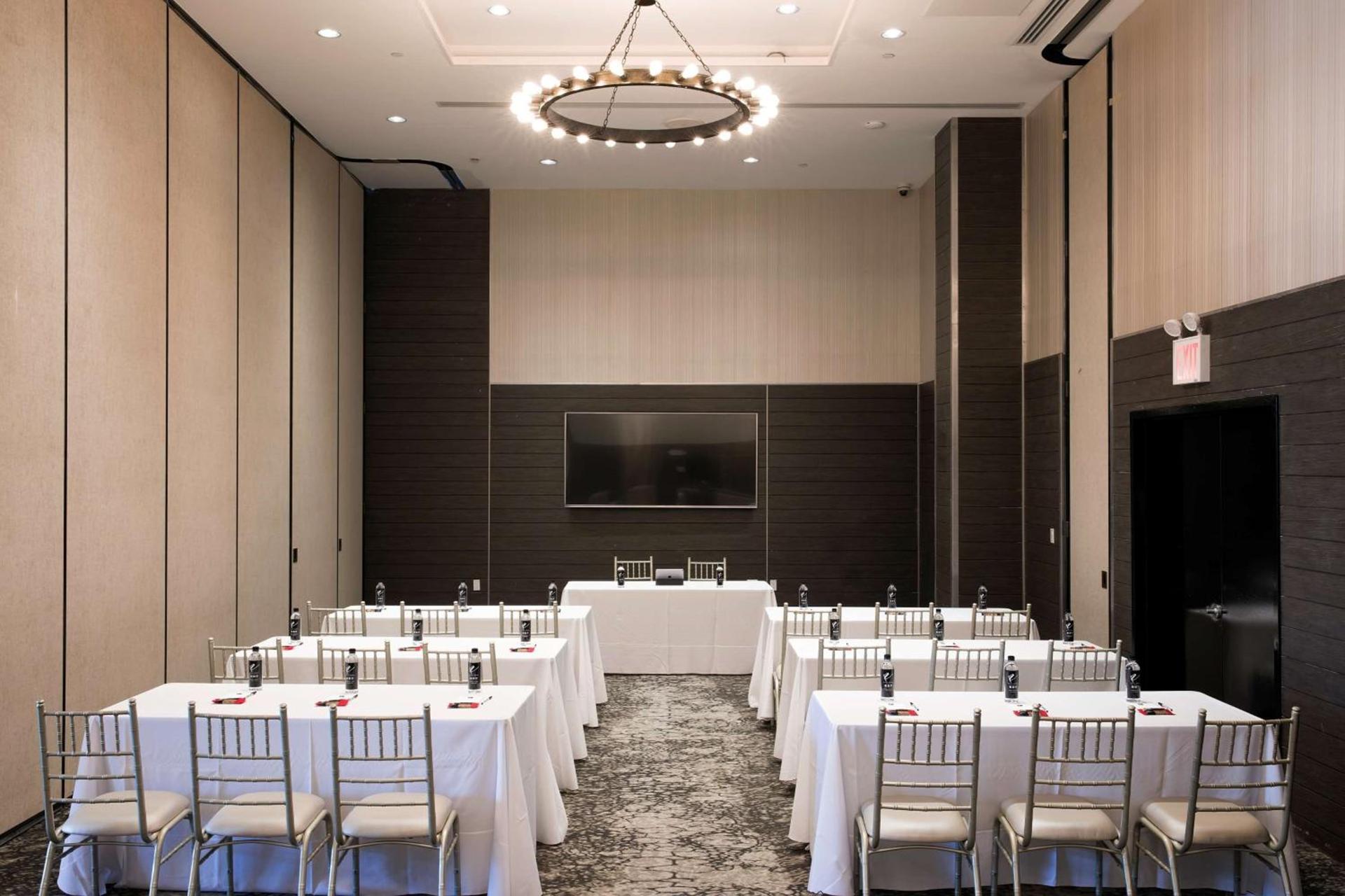 Ravel Hotel Trademark Collection by Wyndham photo 17
