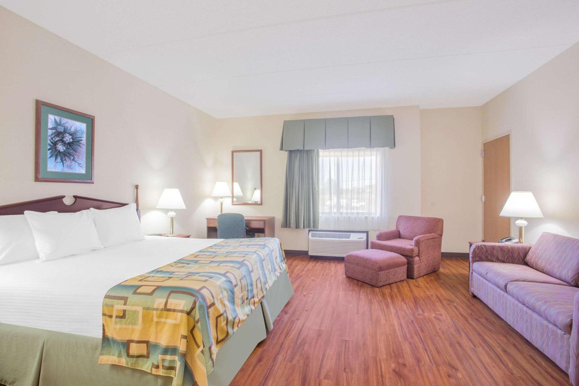 Baymont by Wyndham Corbin photo 12